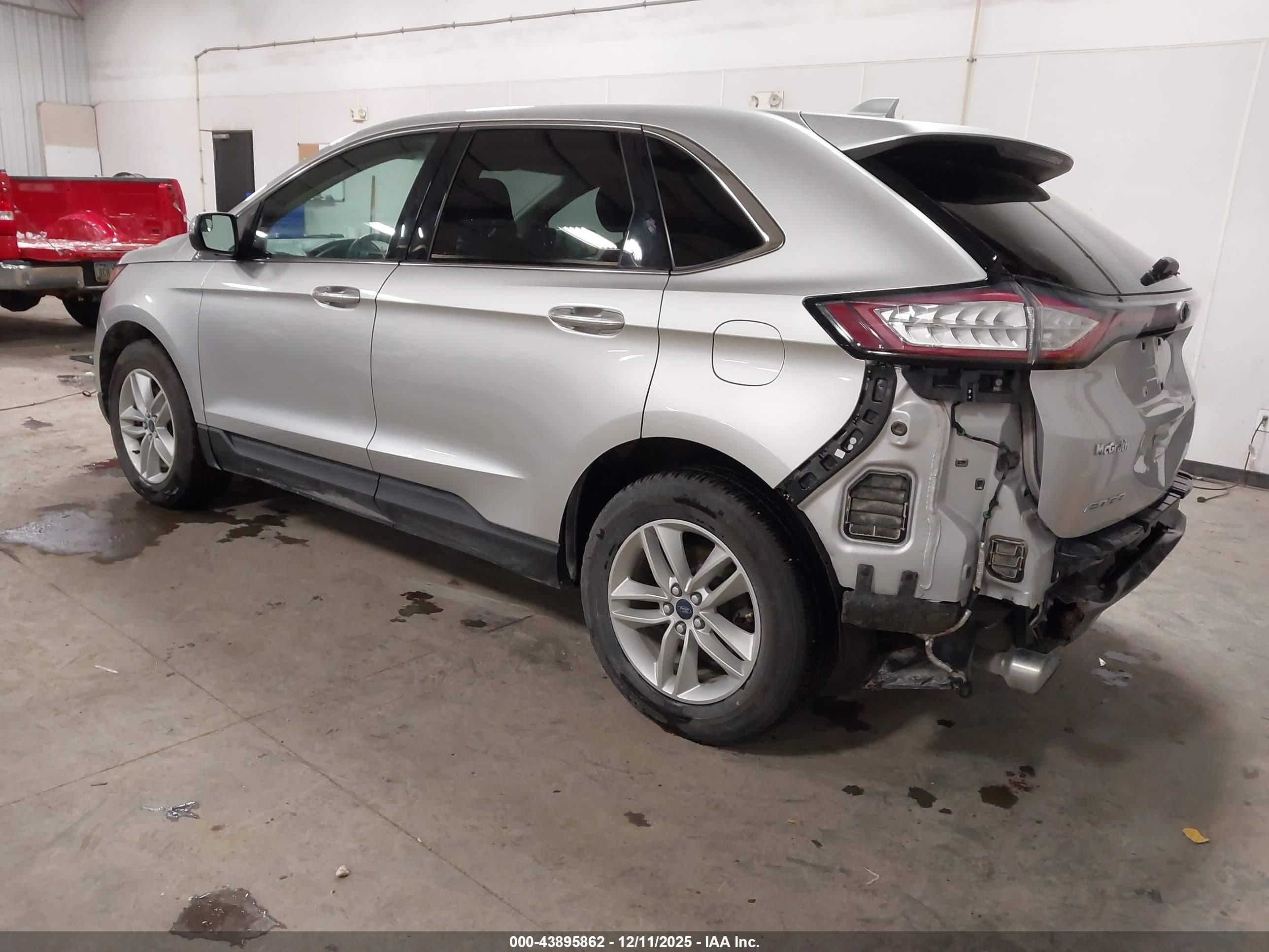 FORD EDGE image 3