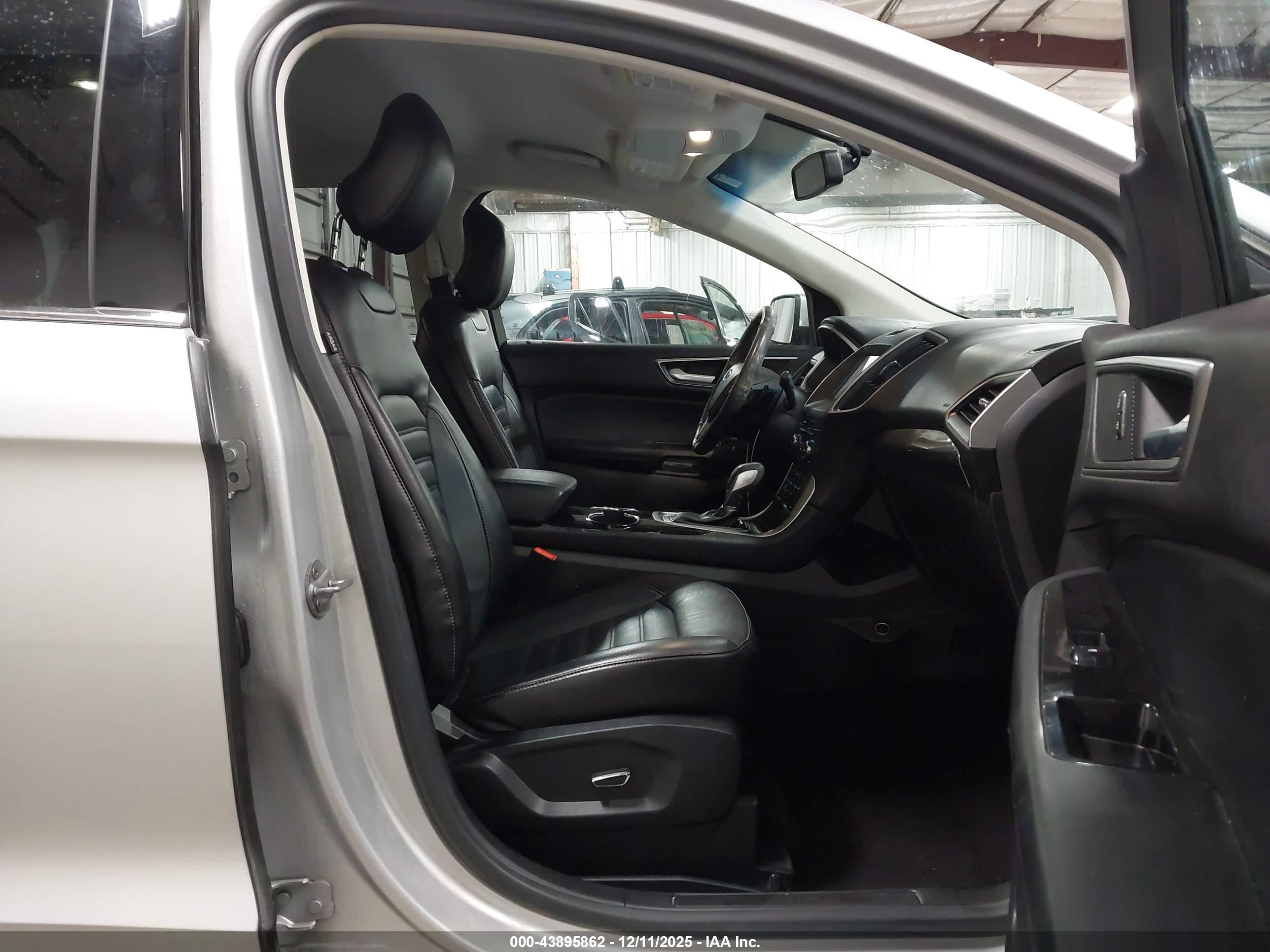 FORD EDGE image 5