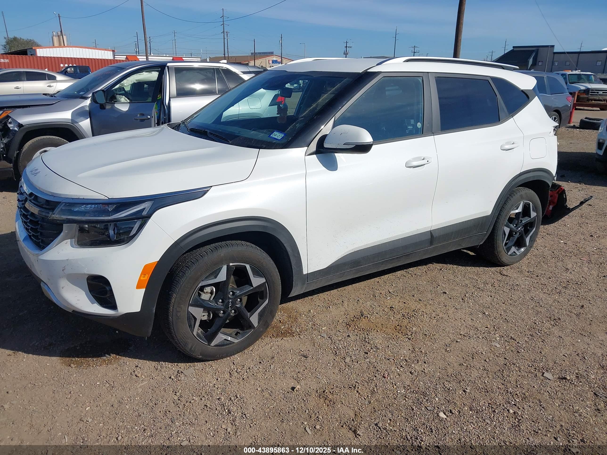 KIA SELTOS image 2