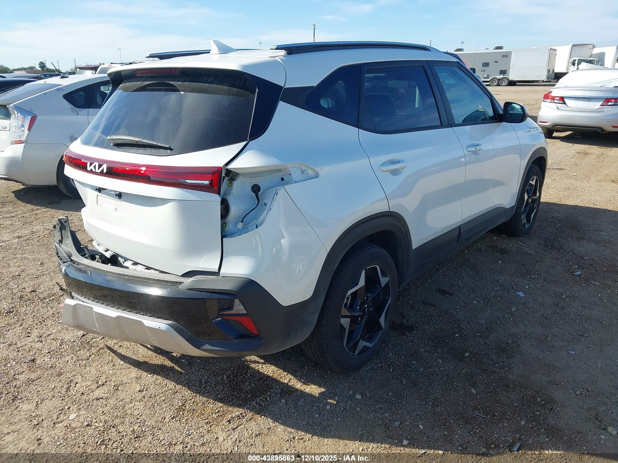 KIA SELTOS image 4