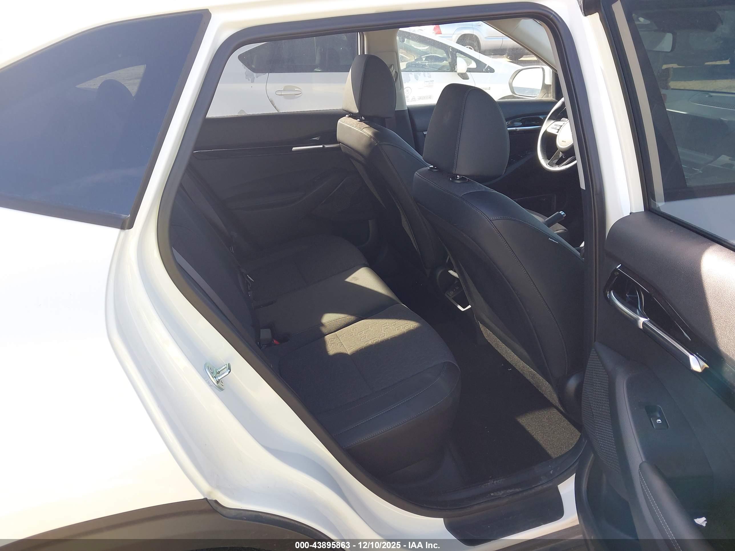 KIA SELTOS image 8