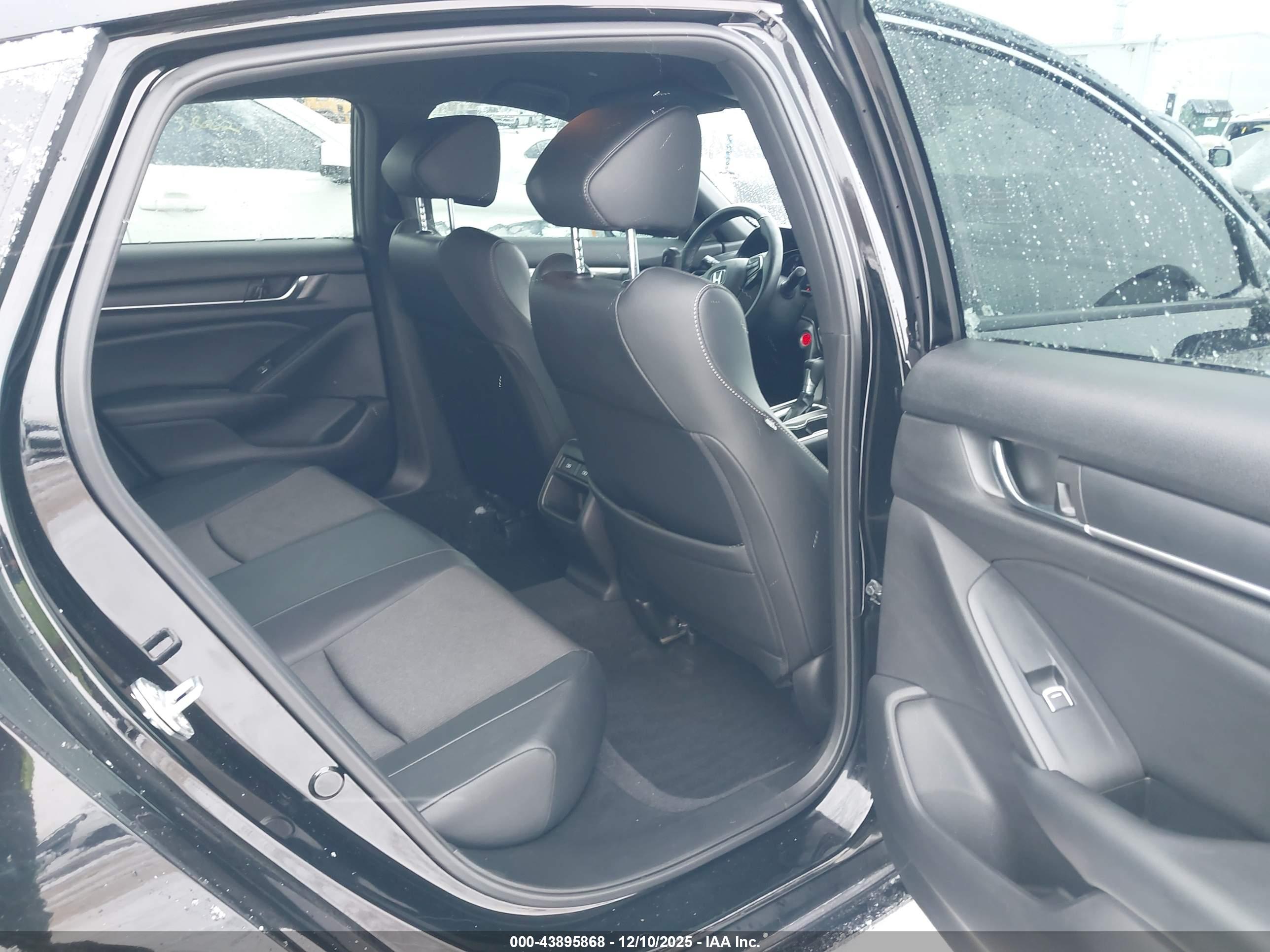 HONDA ACCORD image 8