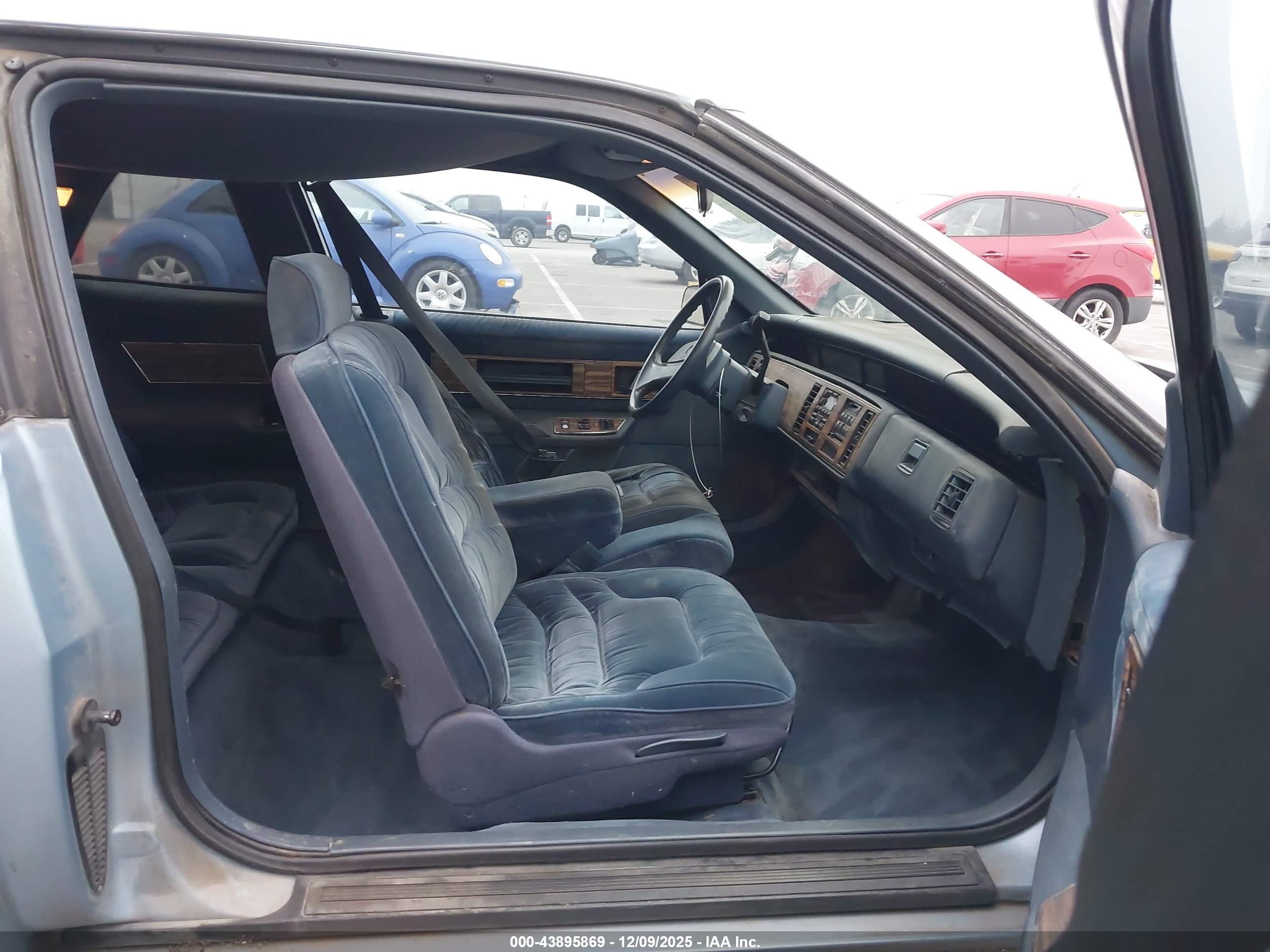 BUICK REGAL image 5