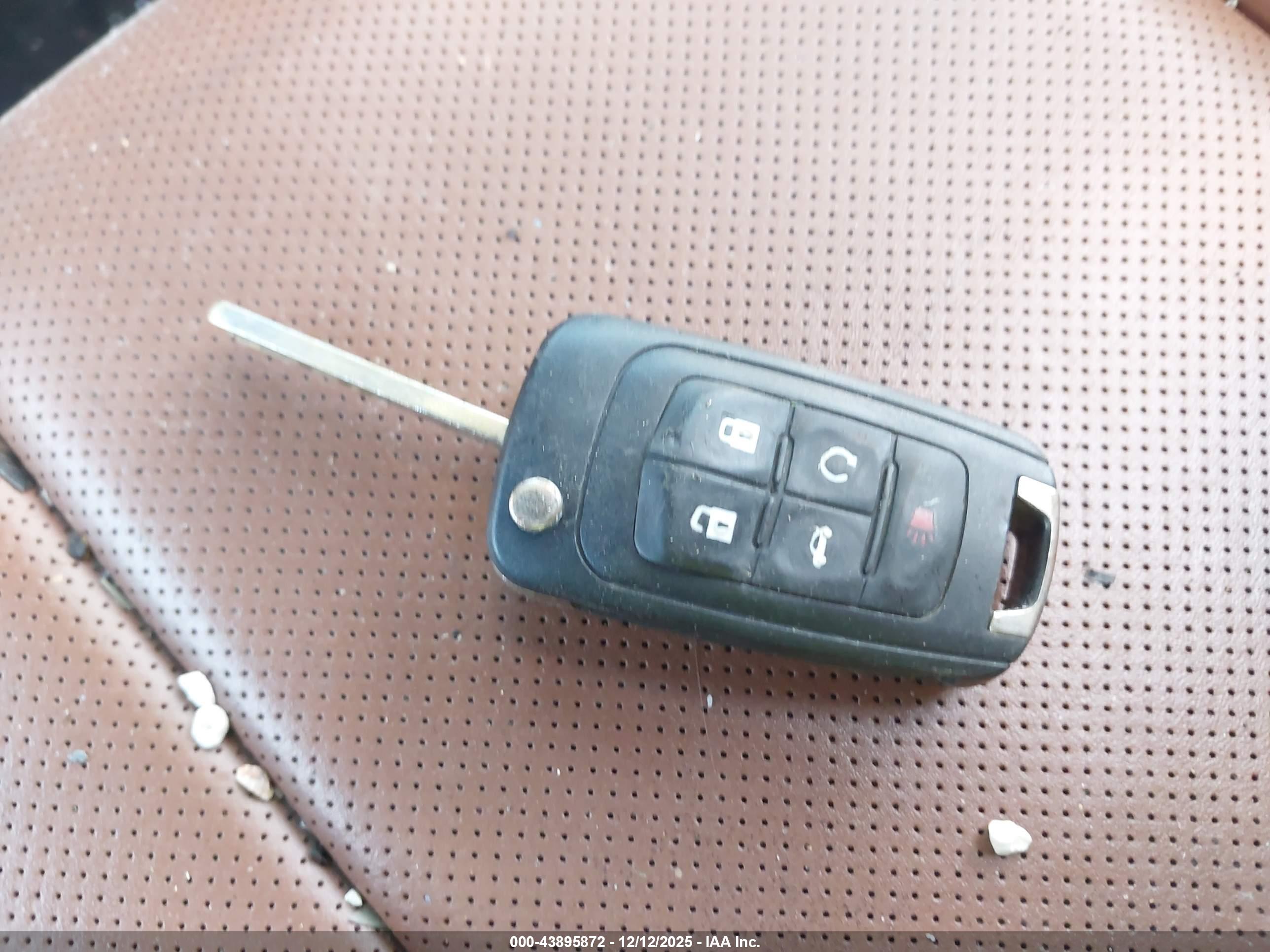 CHEVROLET EQUINOX image 11