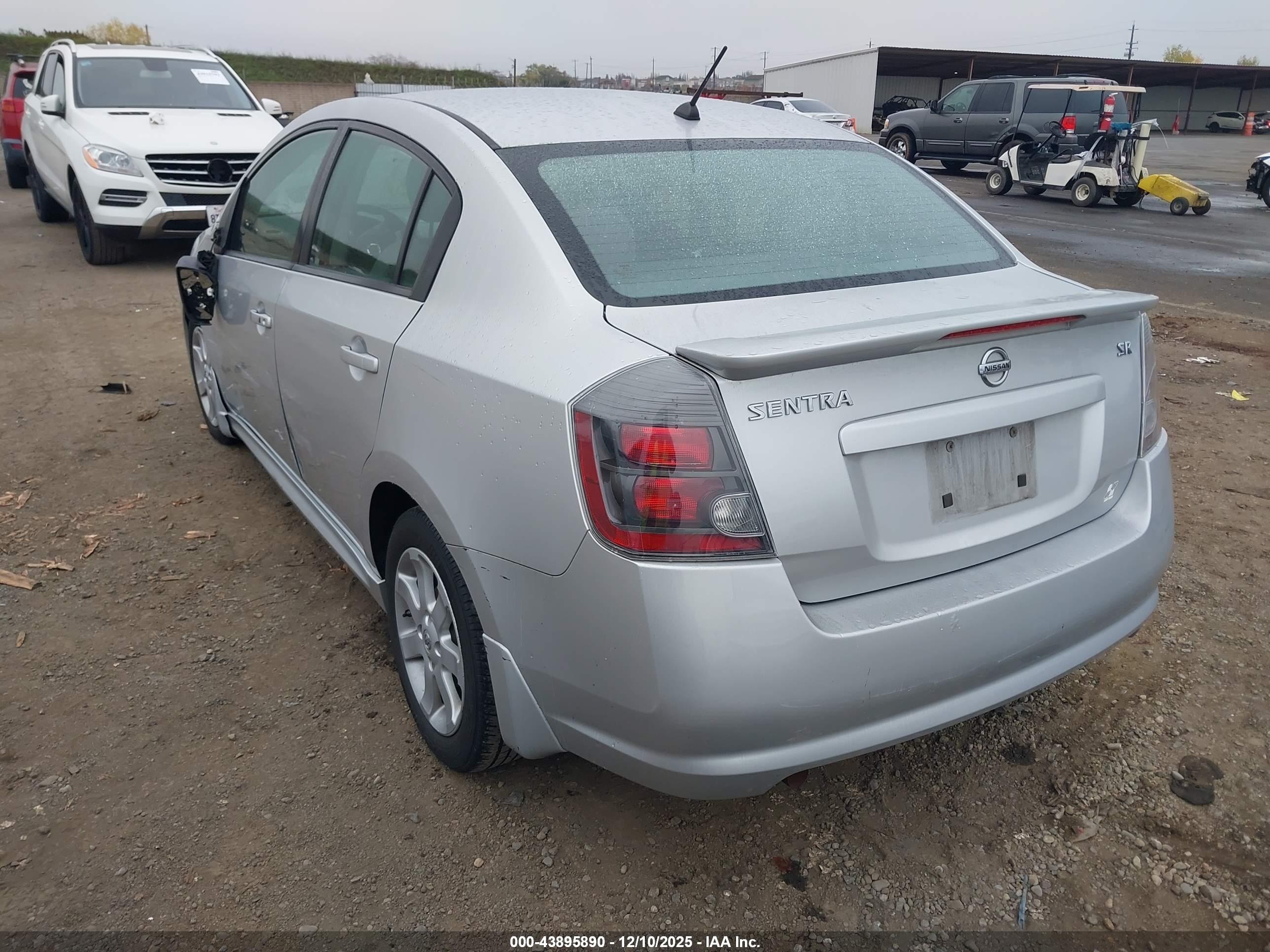 NISSAN SENTRA image 3