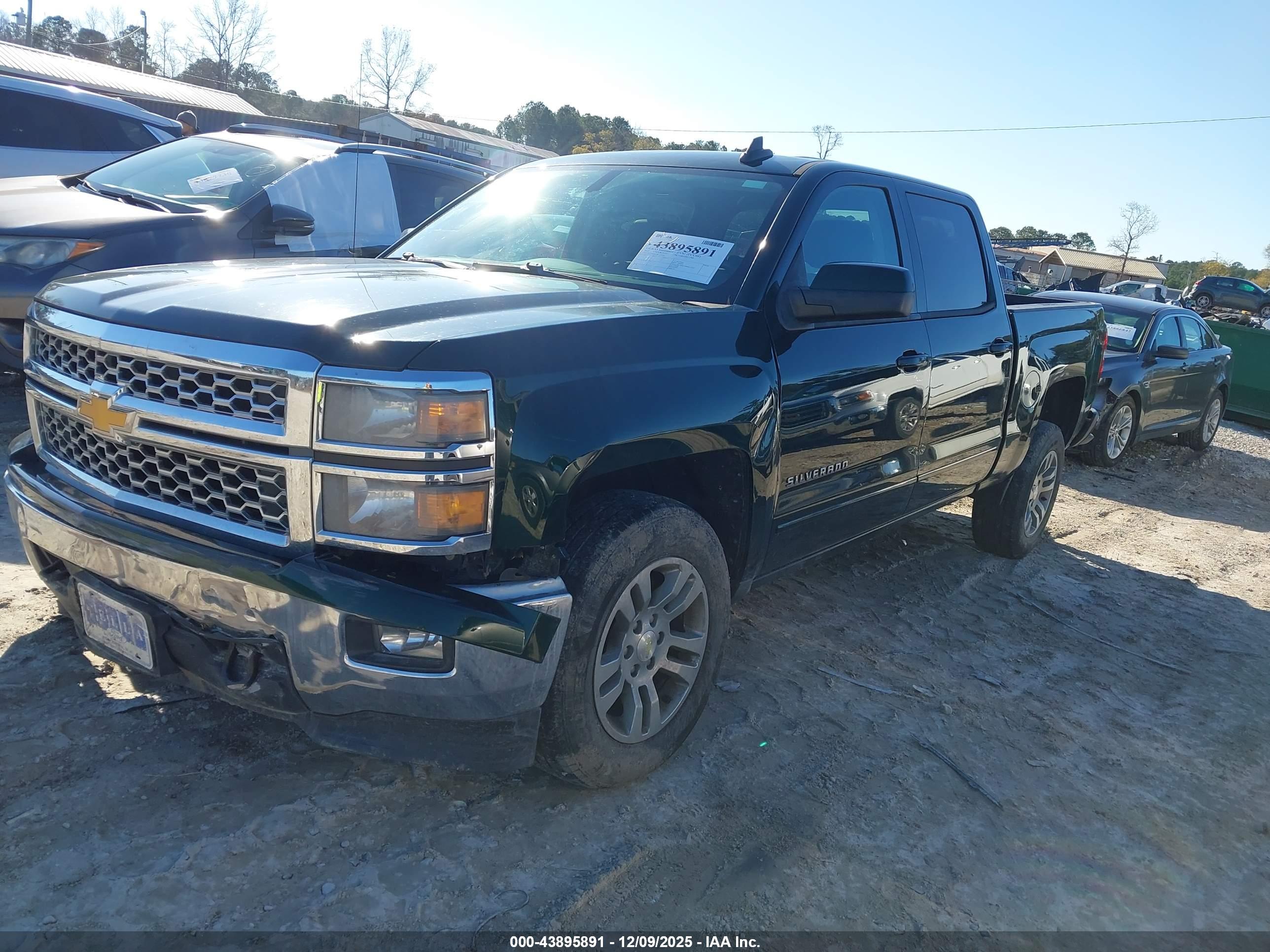 CHEVROLET SILVERADO image 2