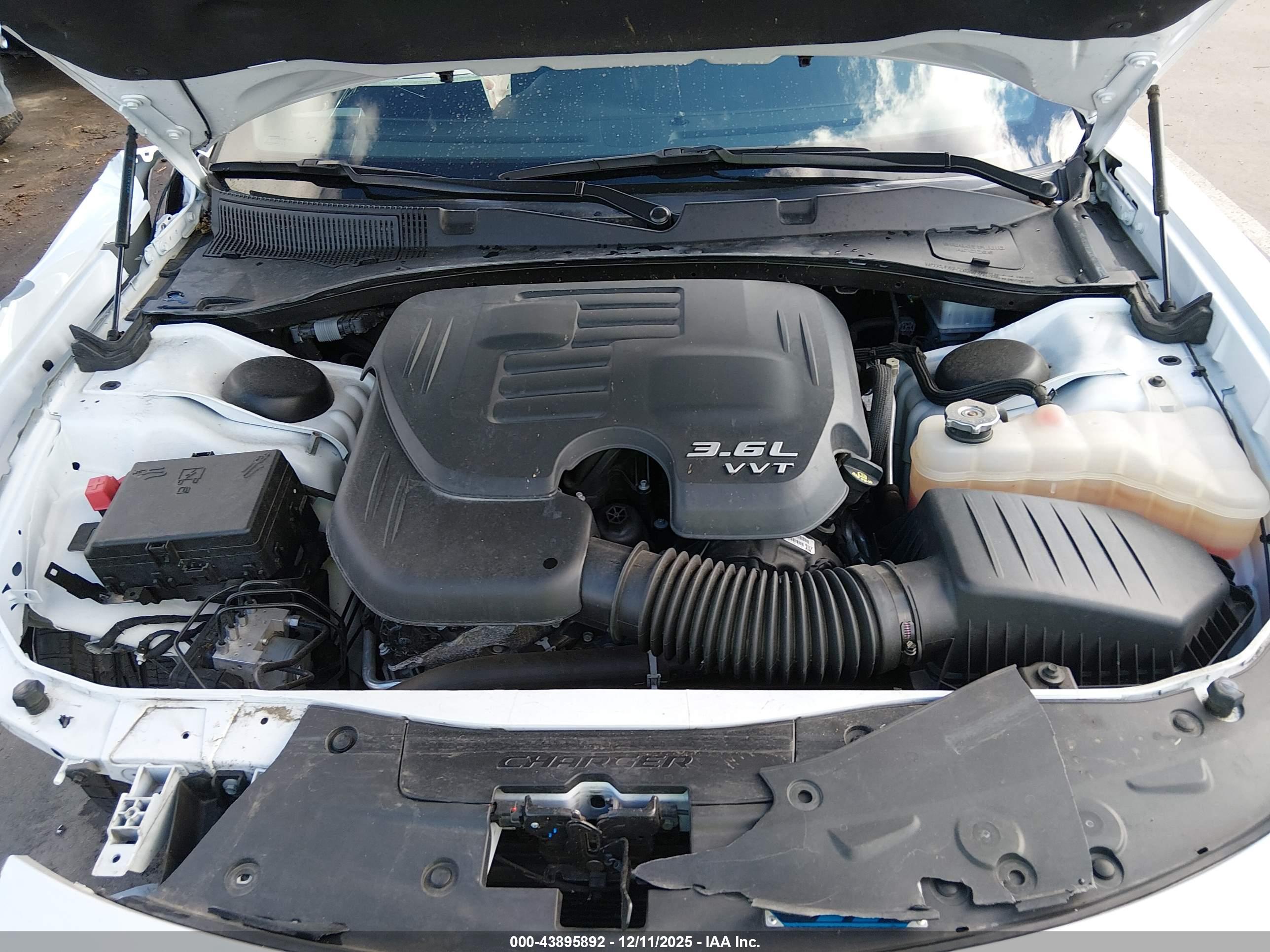 DODGE CHARGER image 10