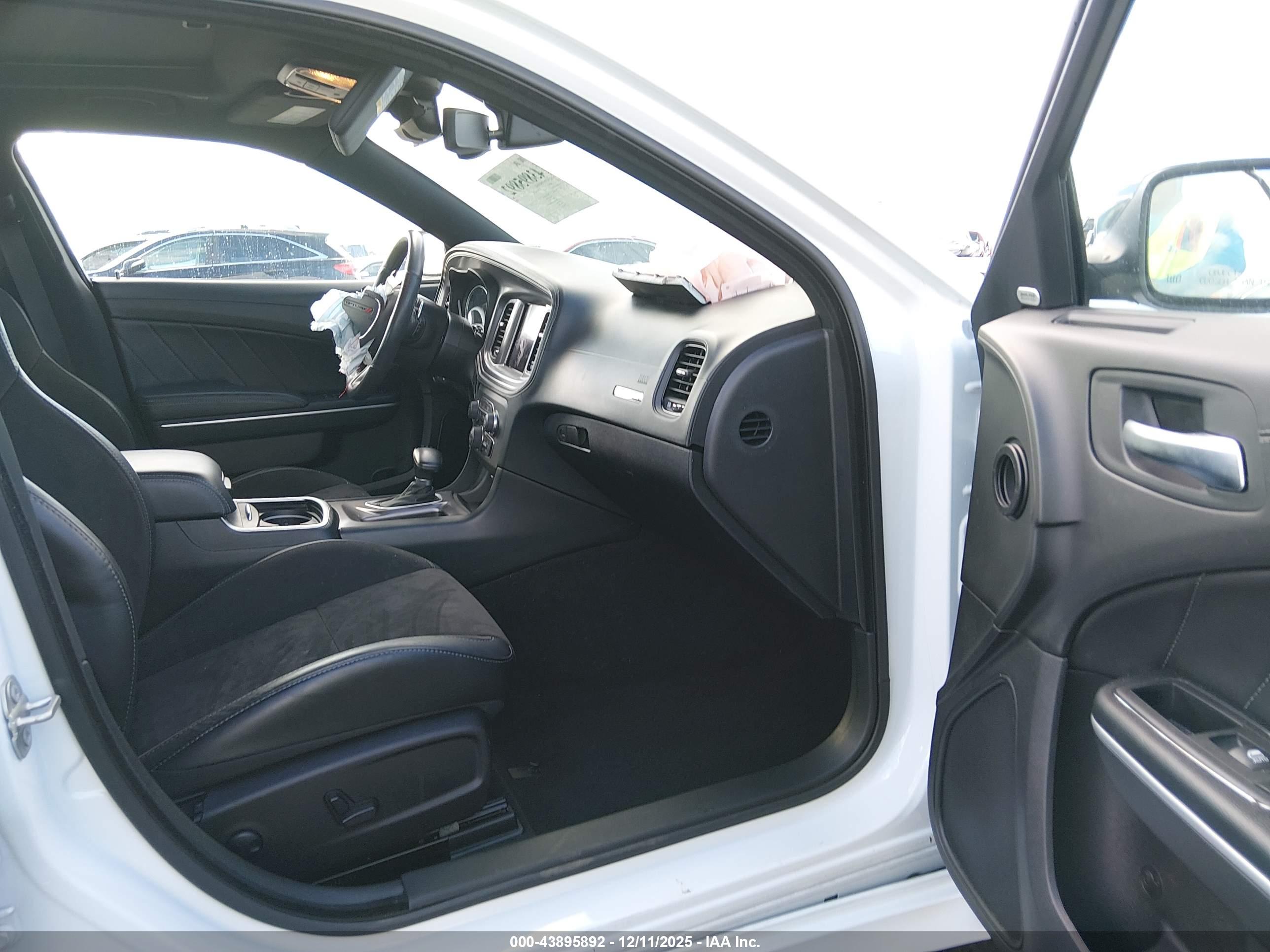 DODGE CHARGER image 5