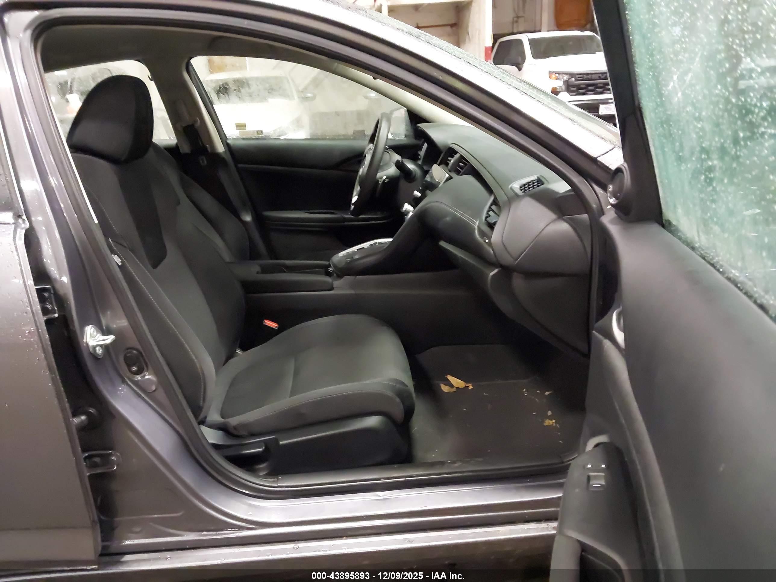 HONDA INSIGHT image 5