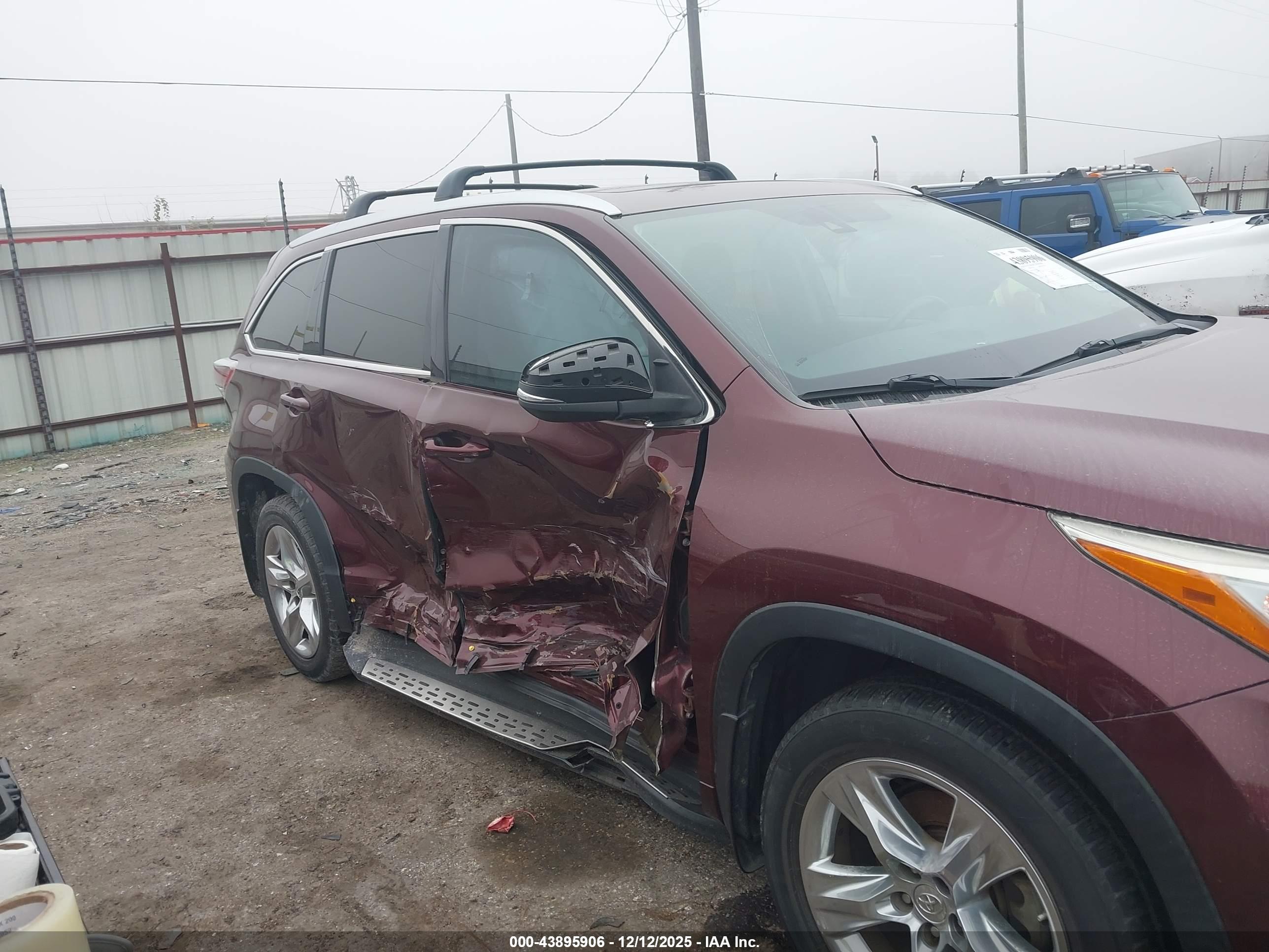 TOYOTA HIGHLANDER image 6