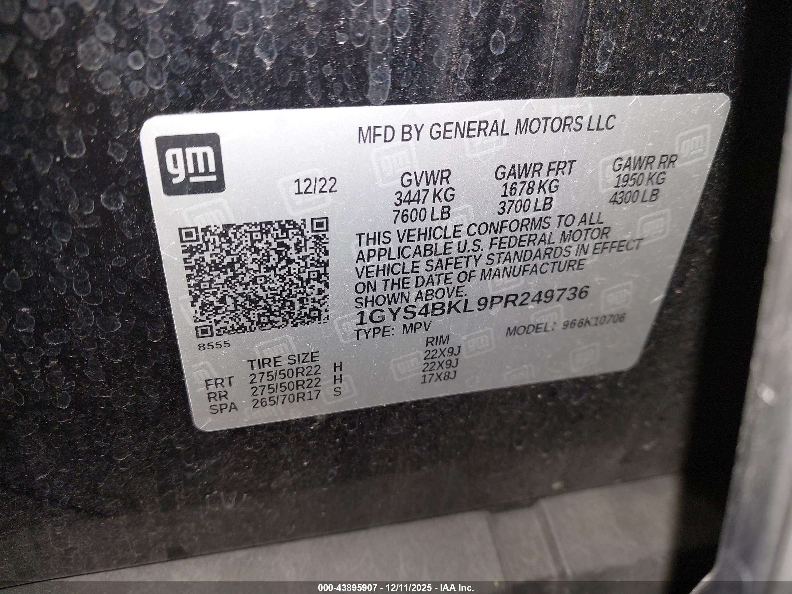 CADILLAC ESCALADE image 9