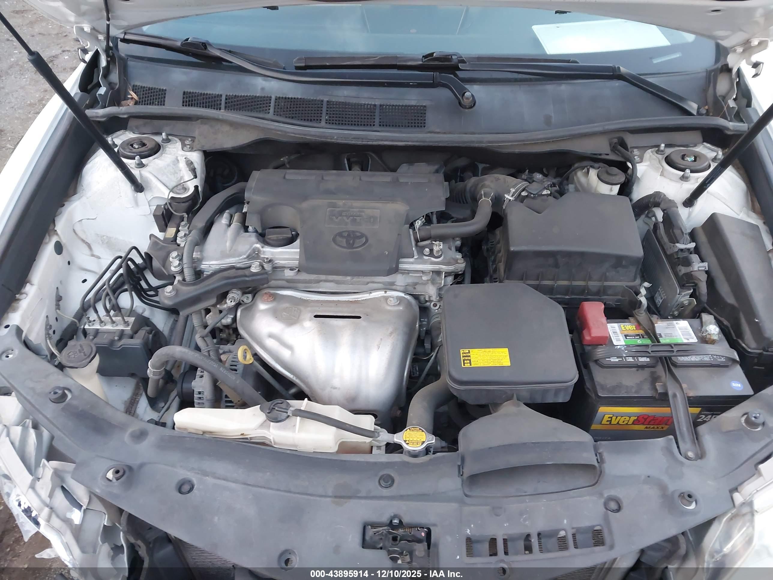 TOYOTA CAMRY image 10
