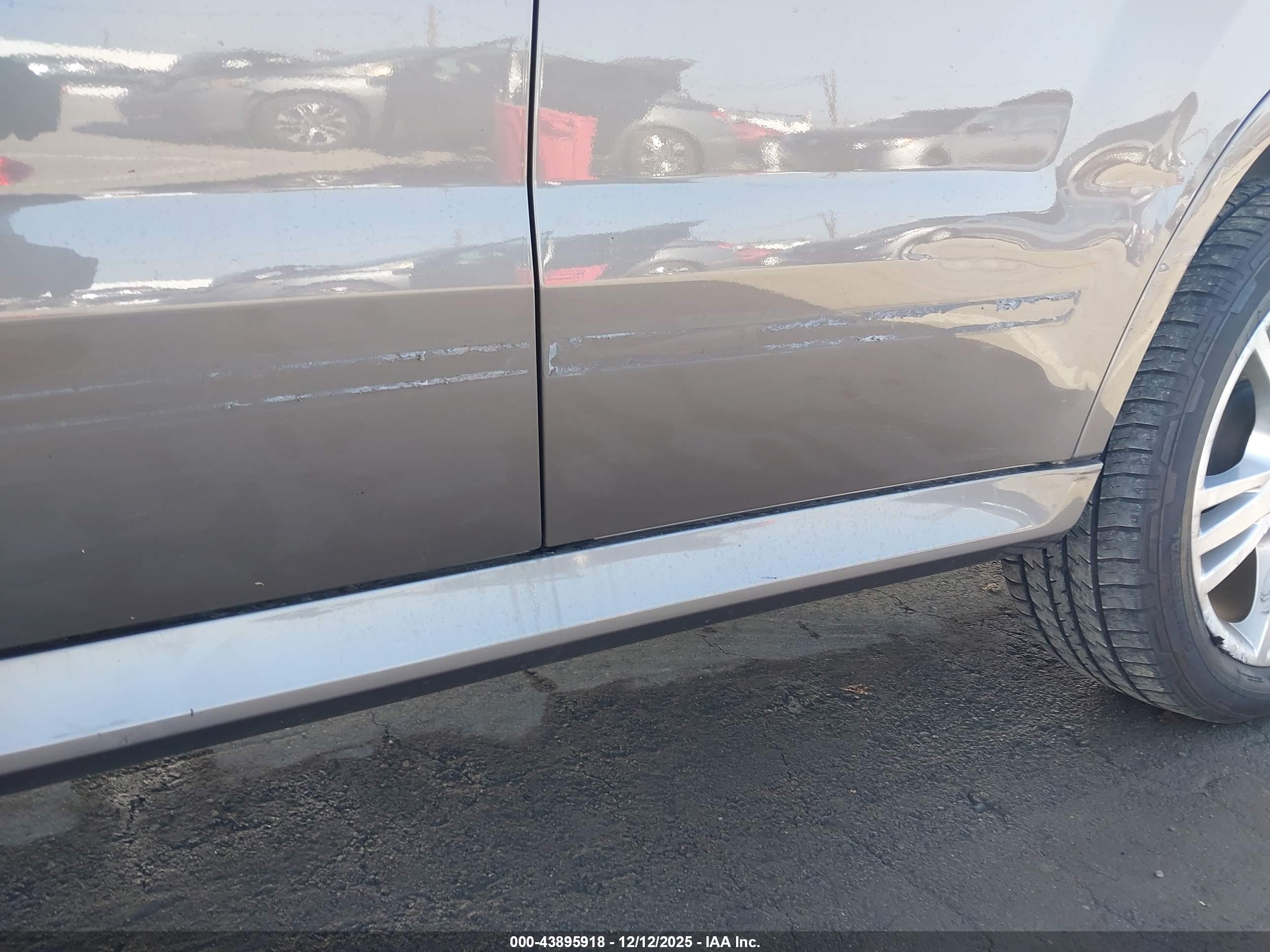 MERCEDES-BENZ GLK image 6