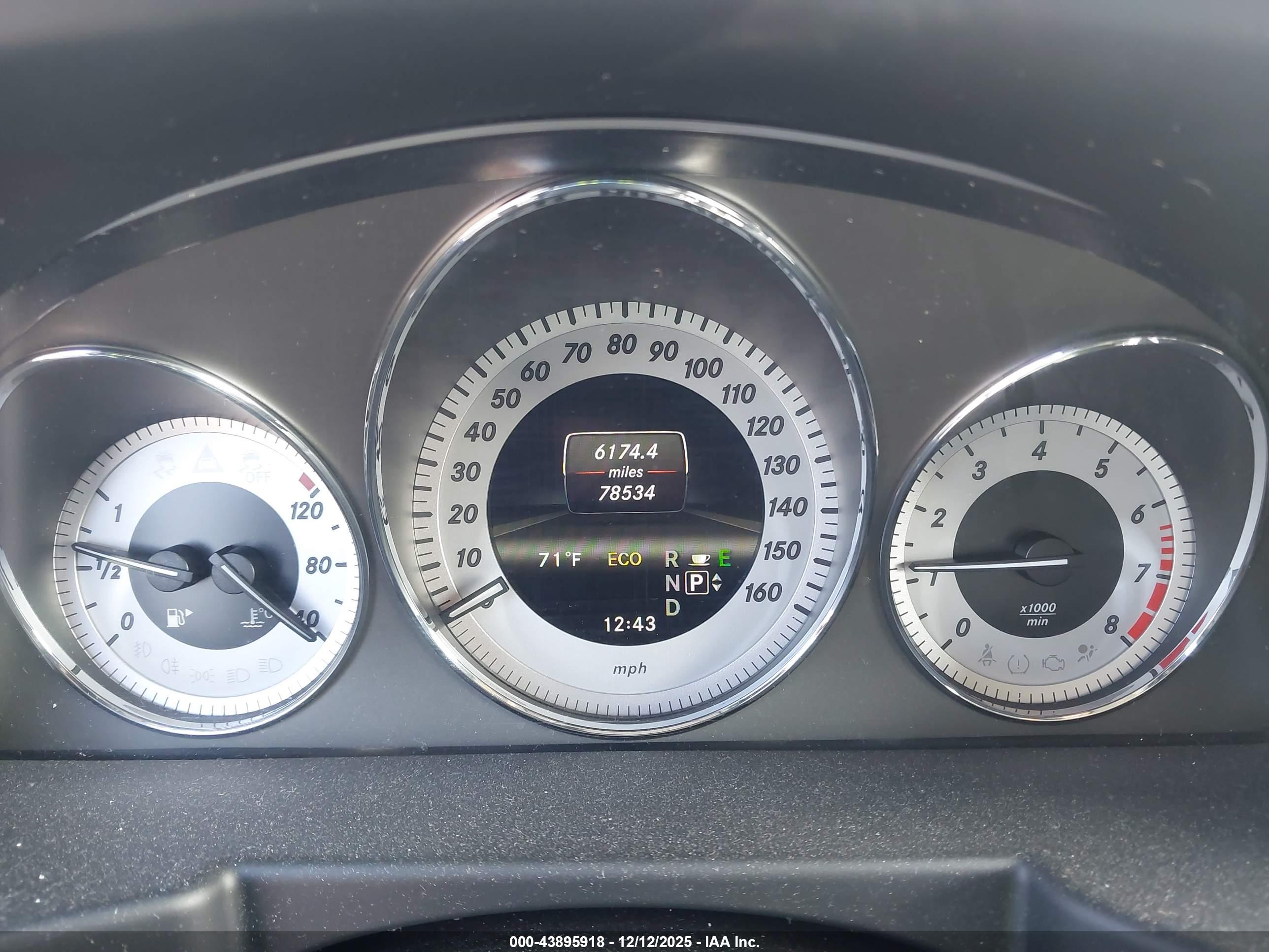 MERCEDES-BENZ GLK image 7