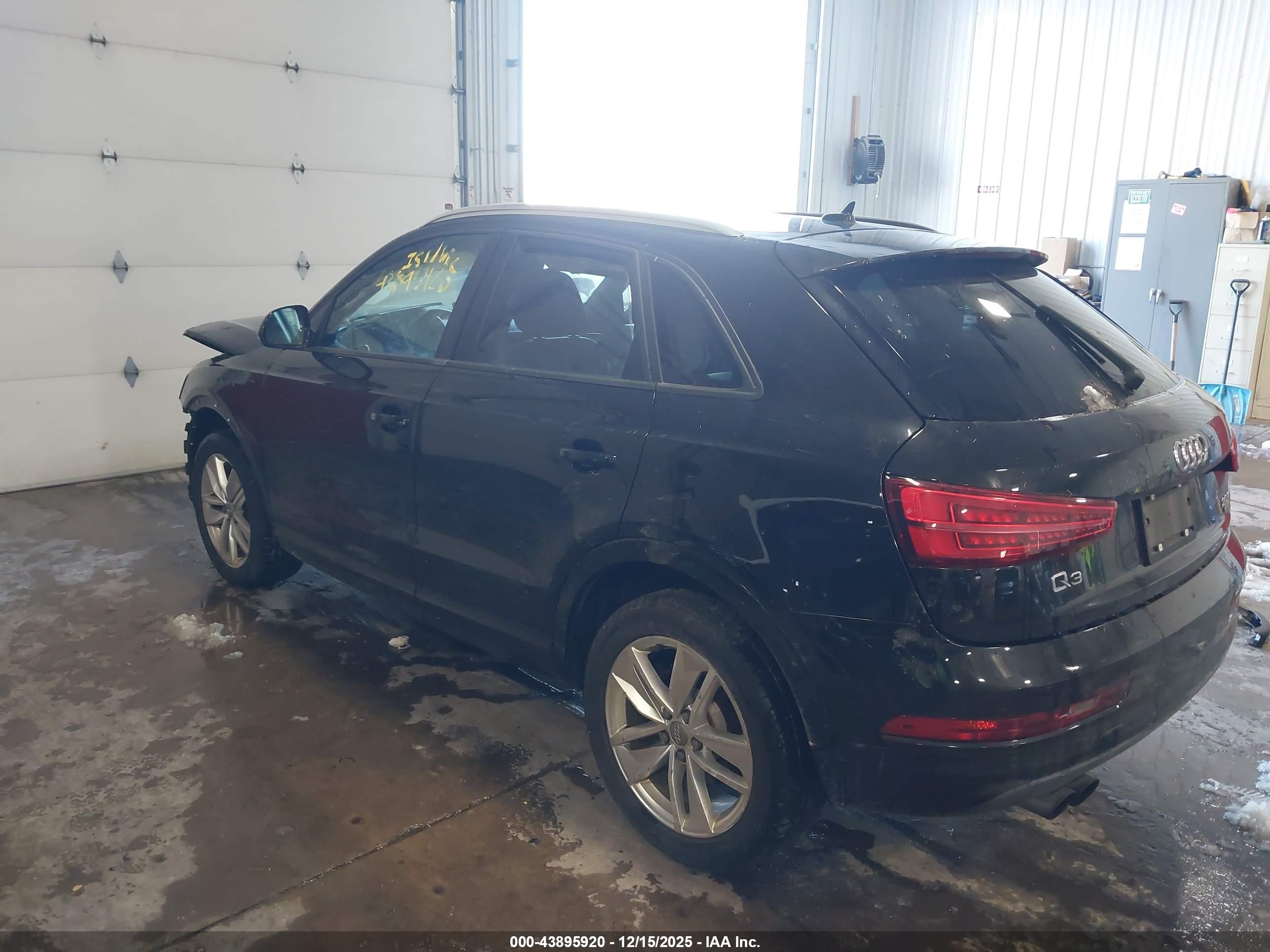 AUDI Q3 image 3