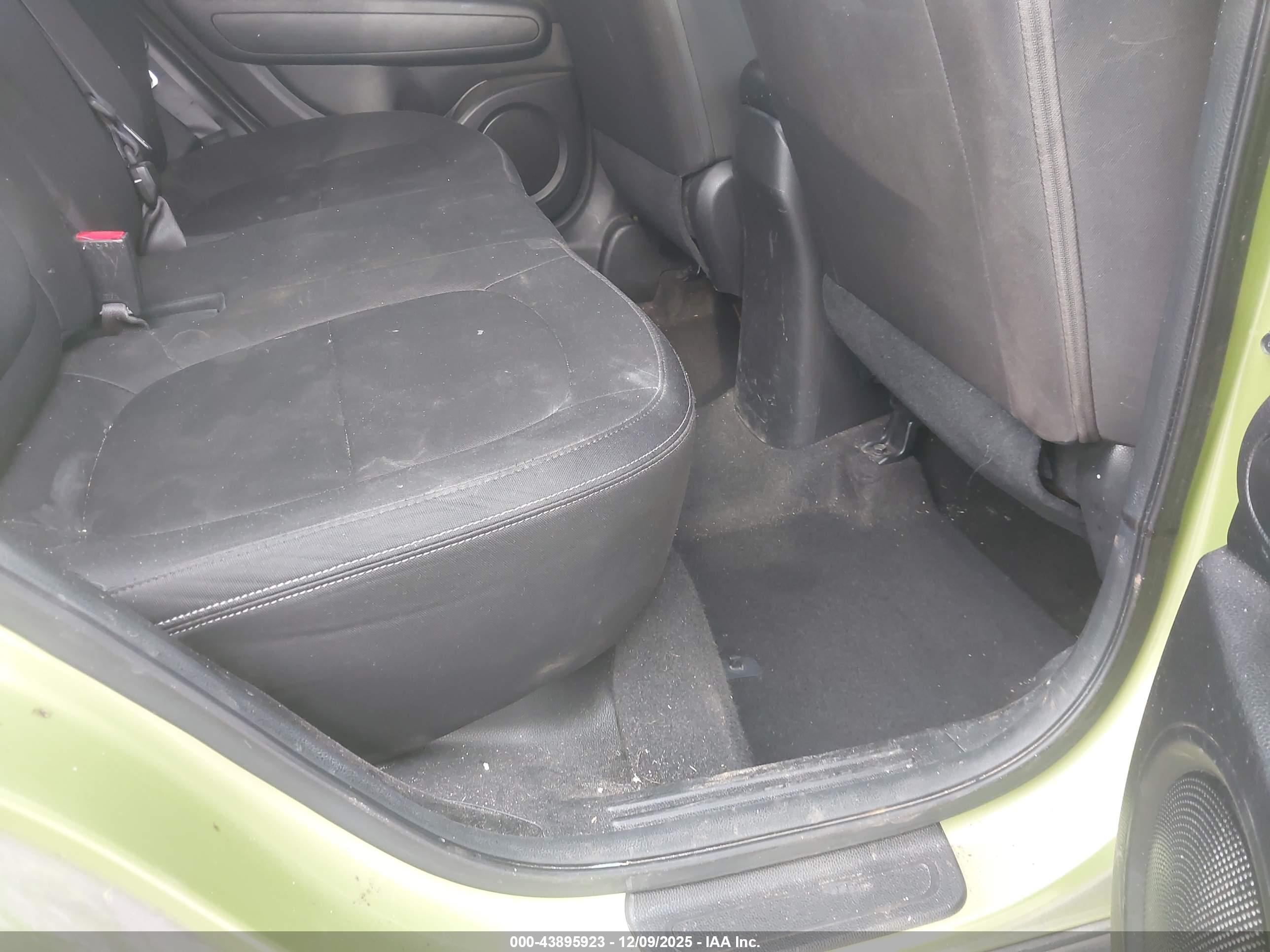 KIA SOUL image 8