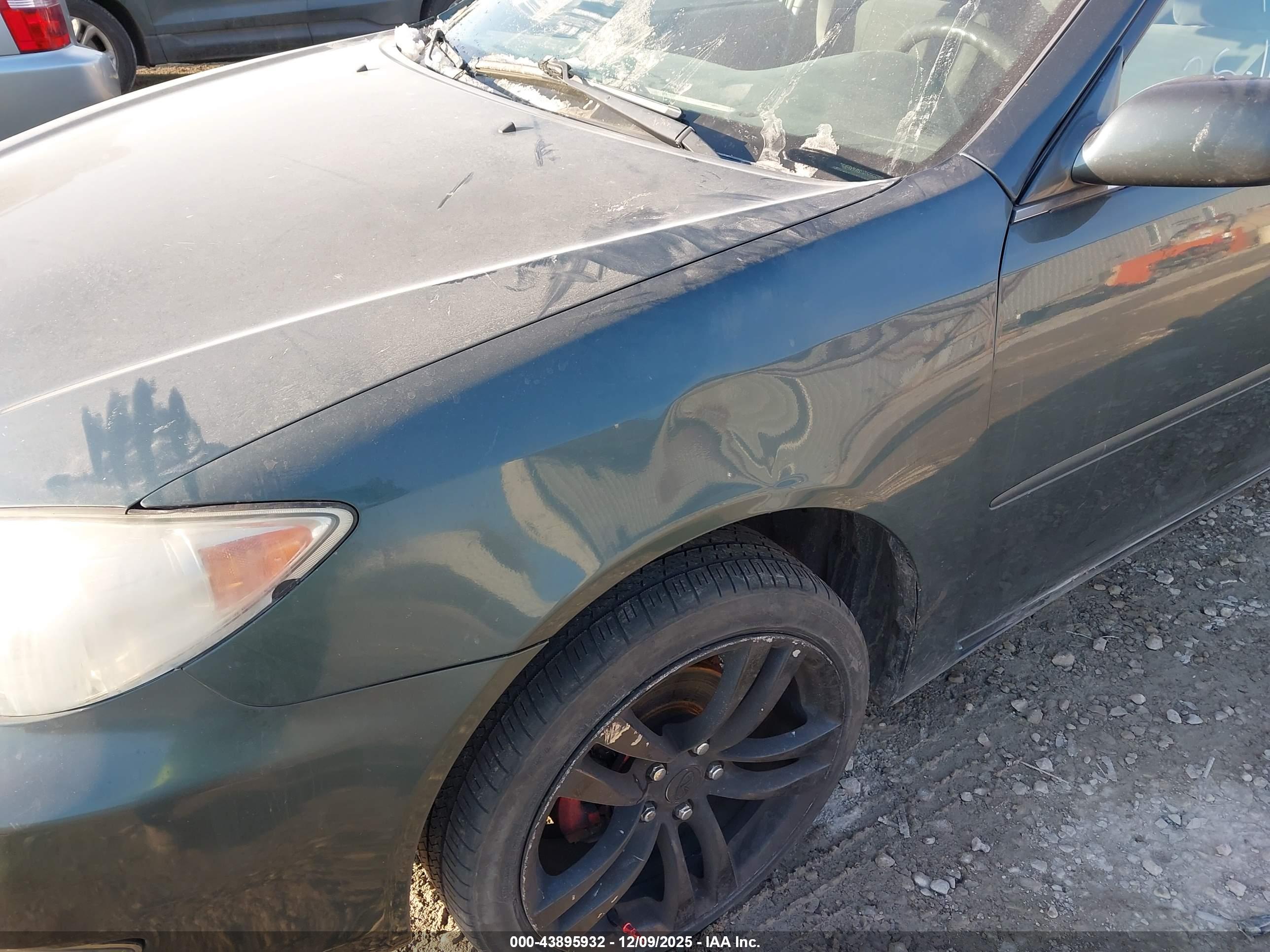 TOYOTA CAMRY image 6