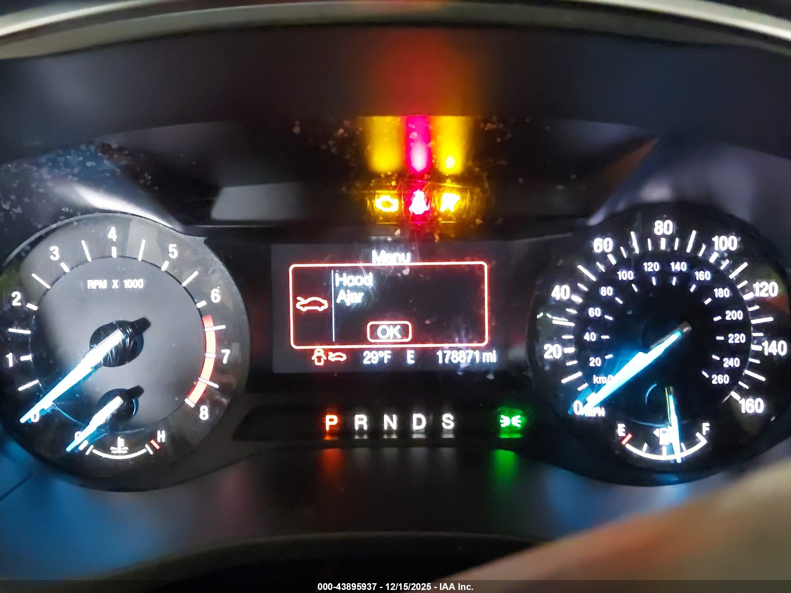 FORD FUSION image 7