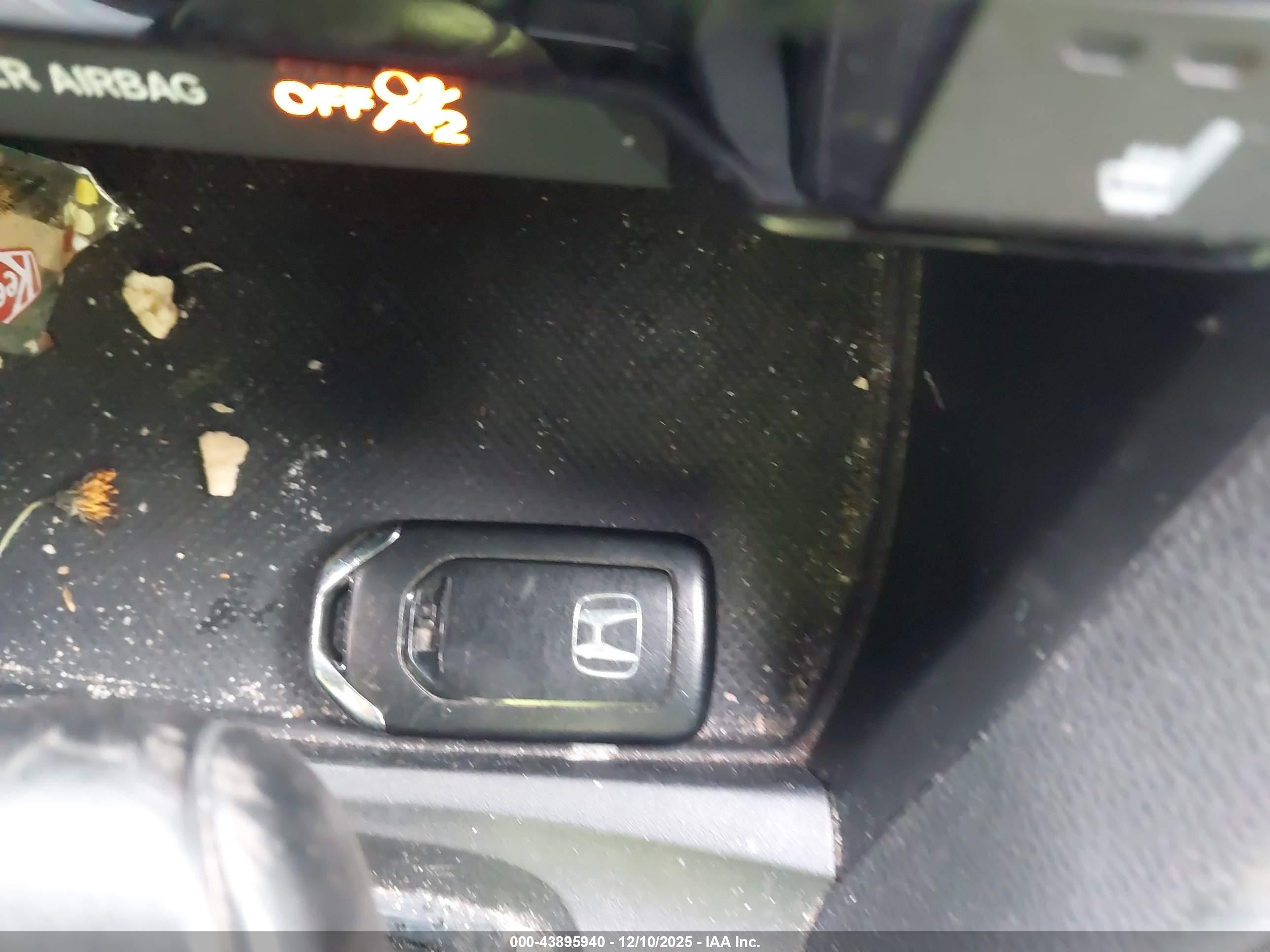 HONDA CIVIC image 11