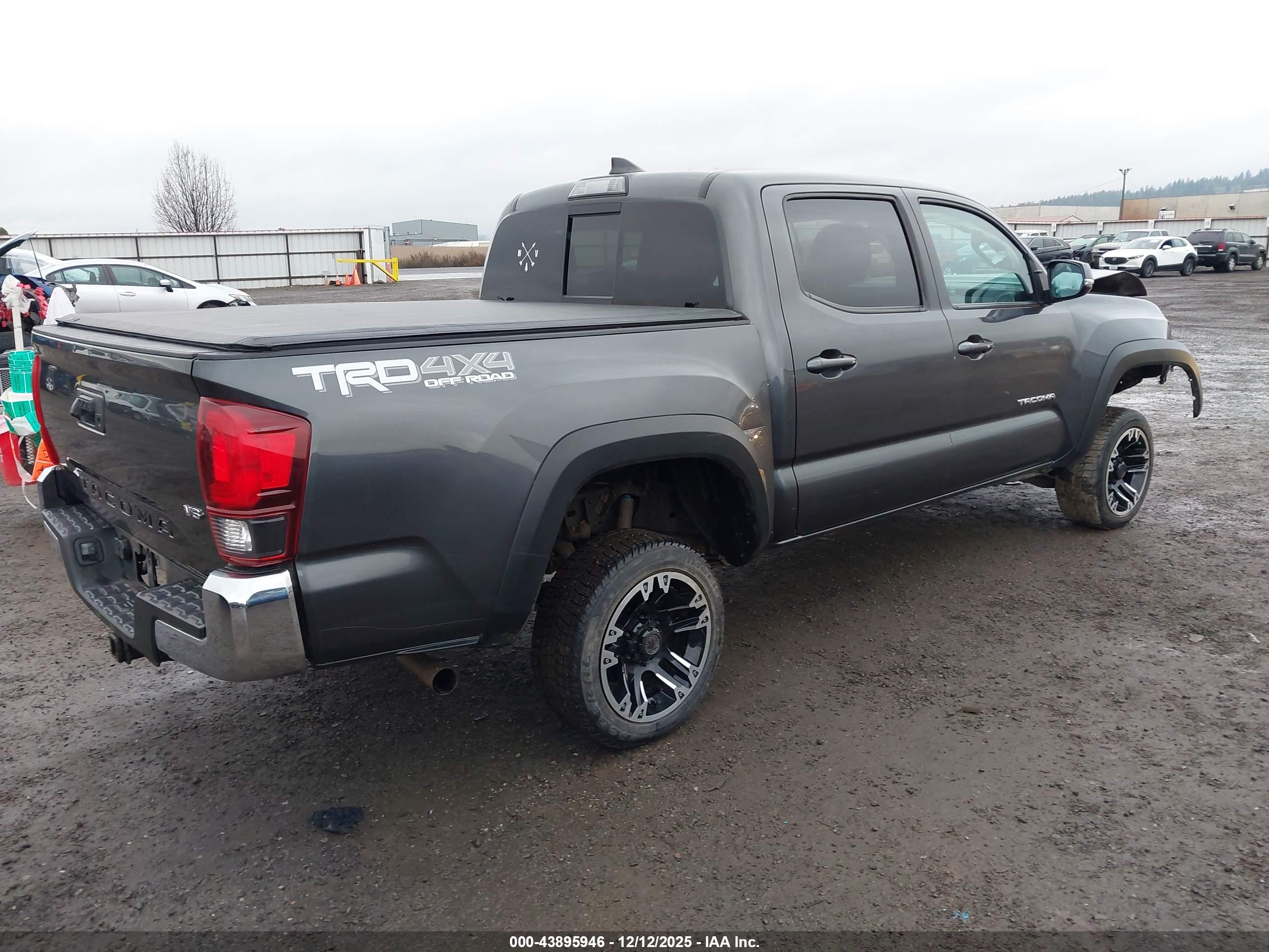 TOYOTA TACOMA image 4