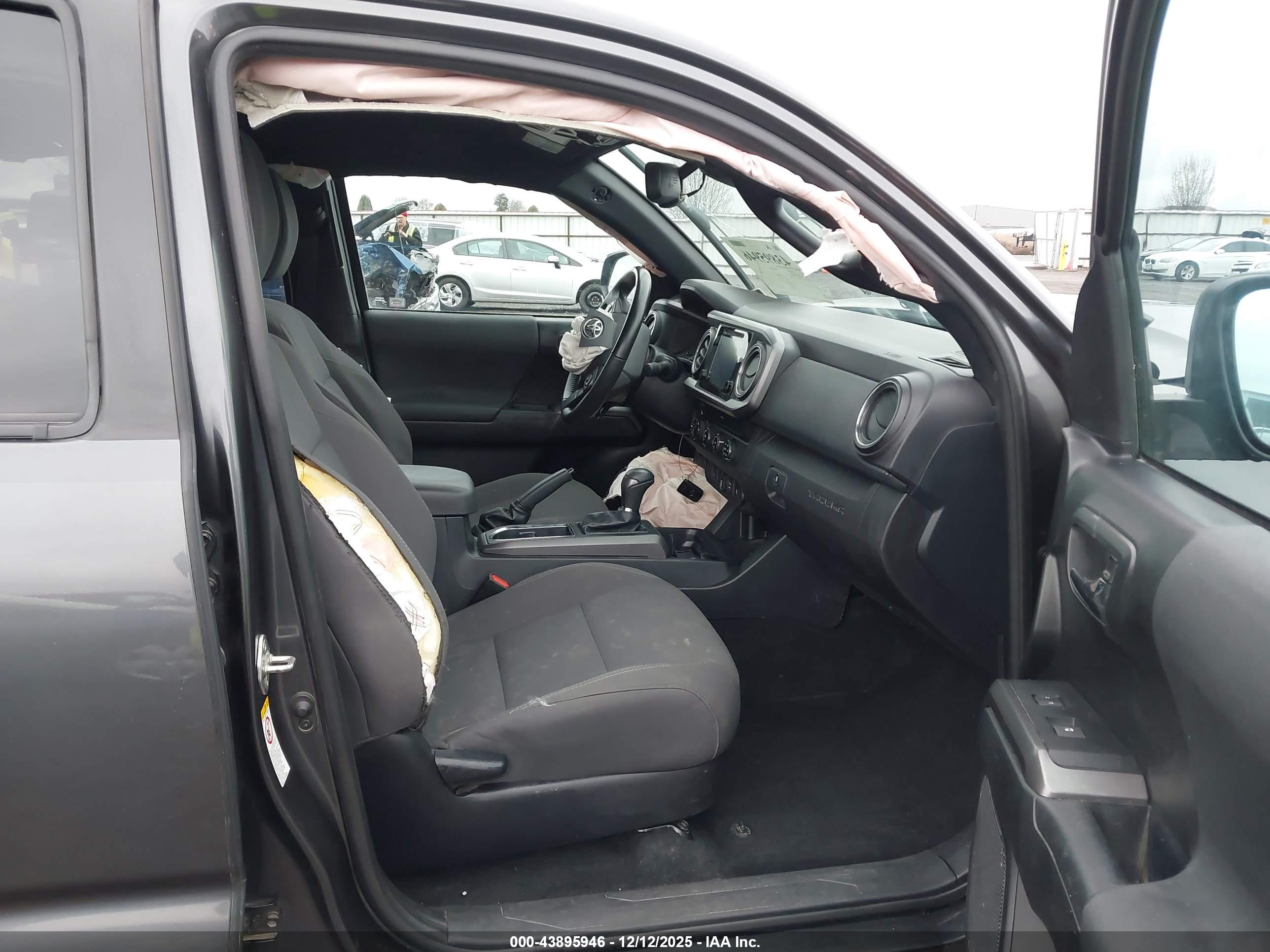 TOYOTA TACOMA image 5