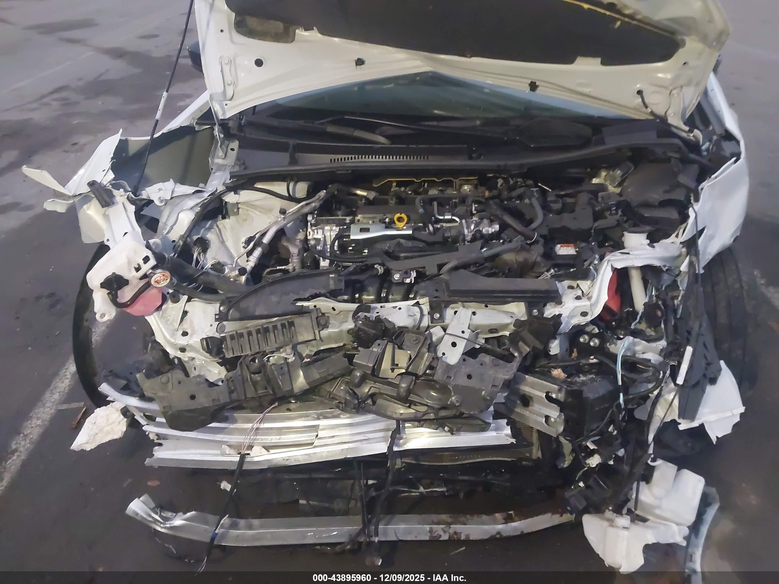 TOYOTA PRIUS image 10