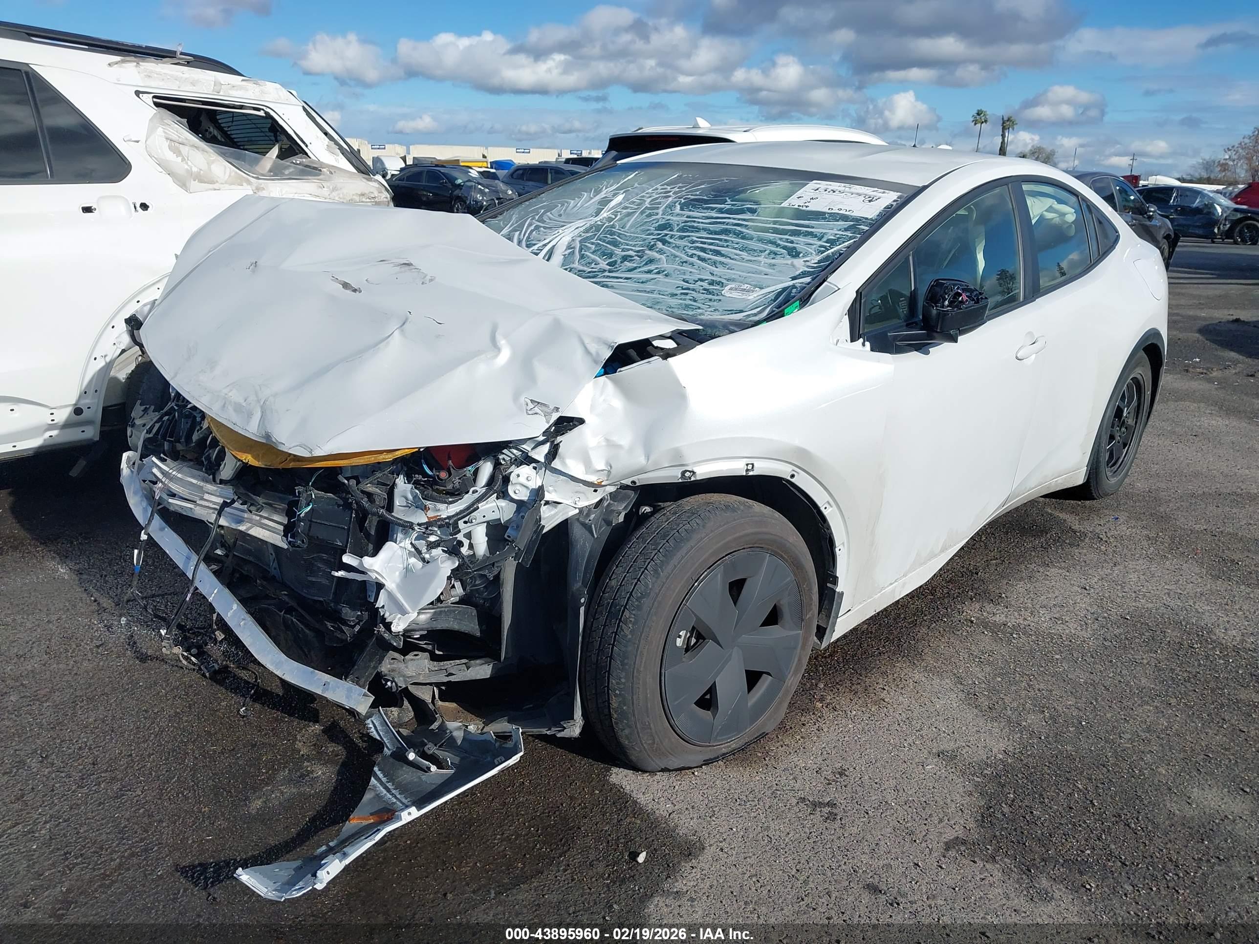TOYOTA PRIUS image 2