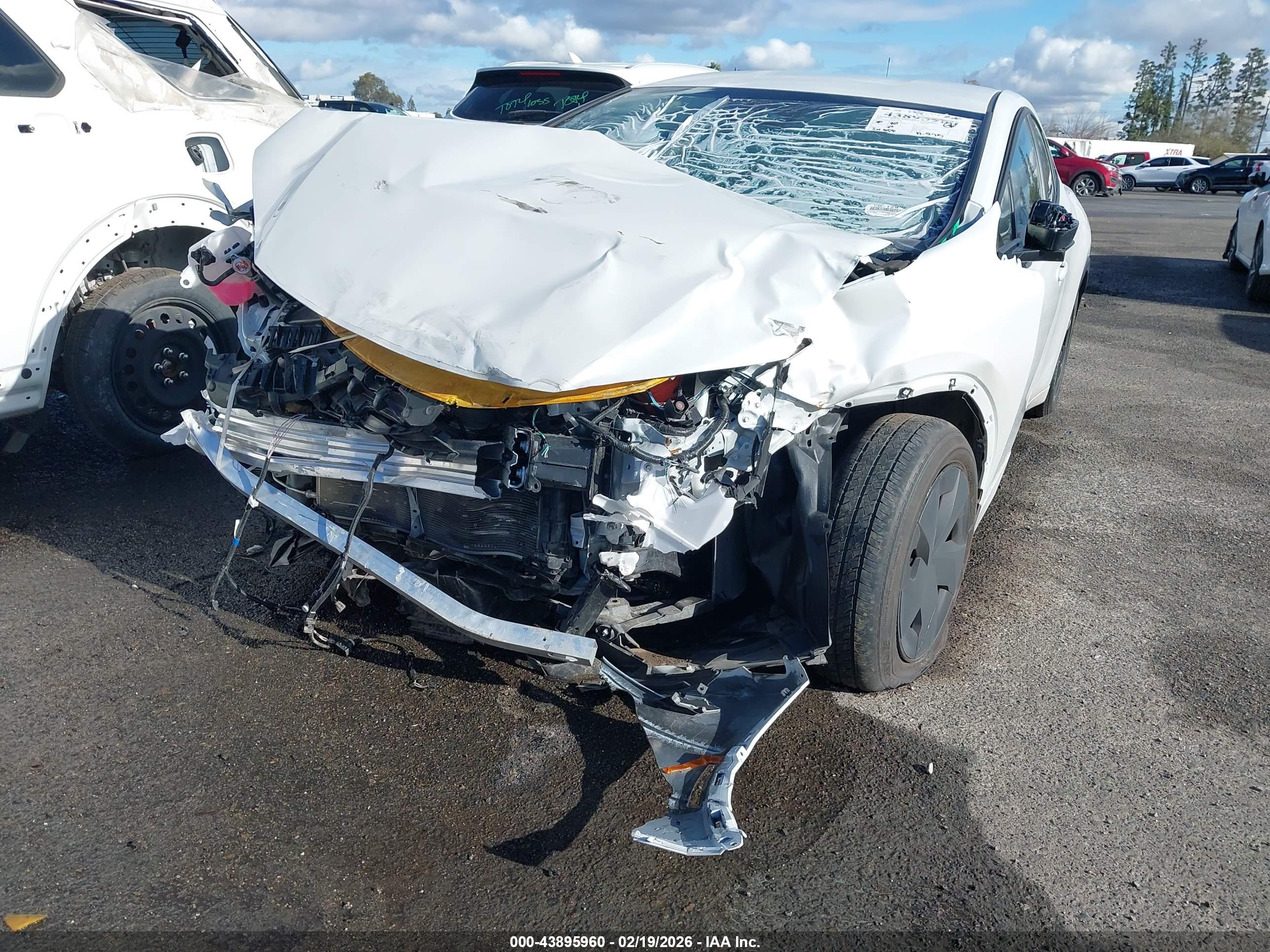 TOYOTA PRIUS image 6