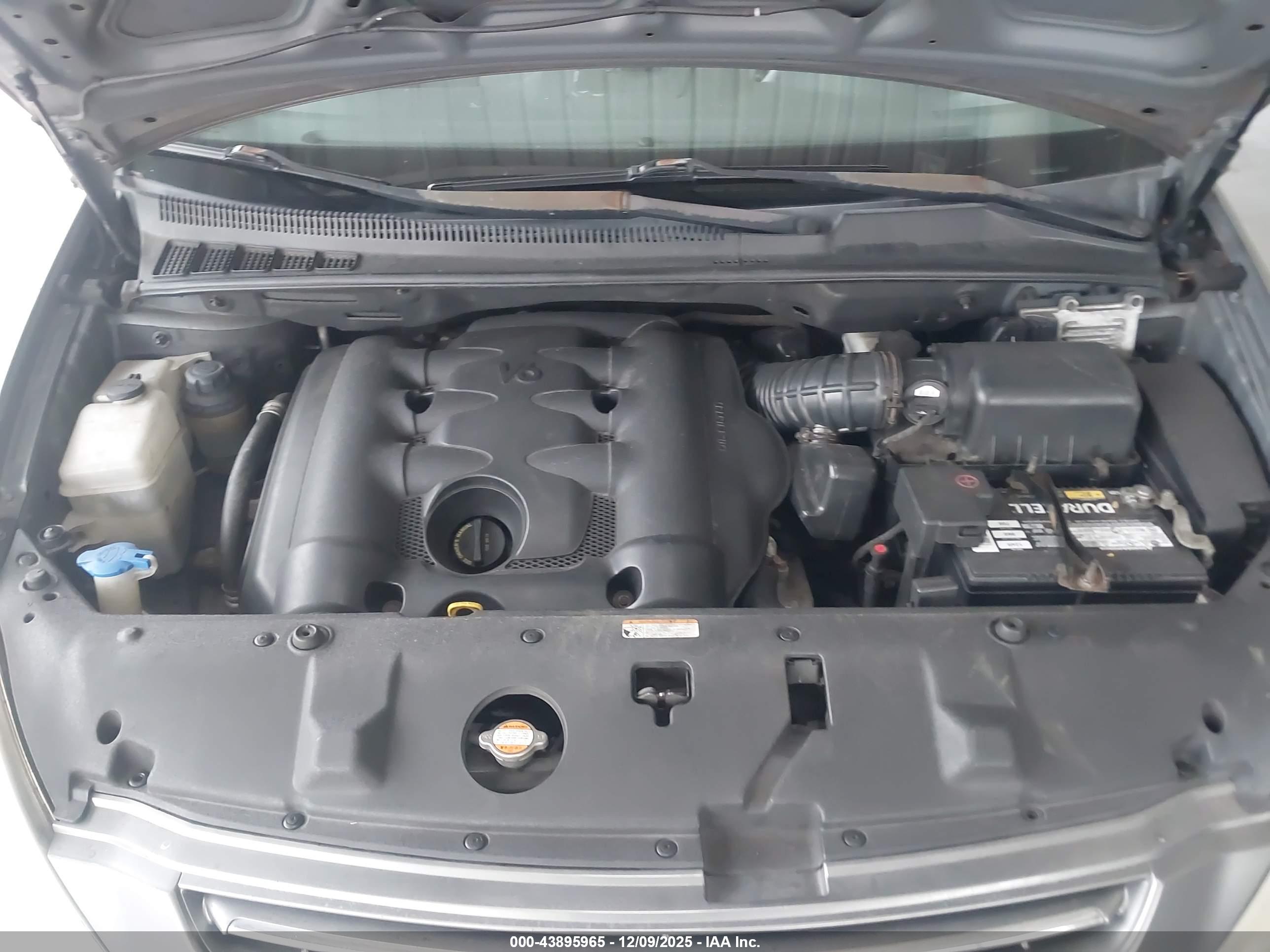 KIA SEDONA image 10