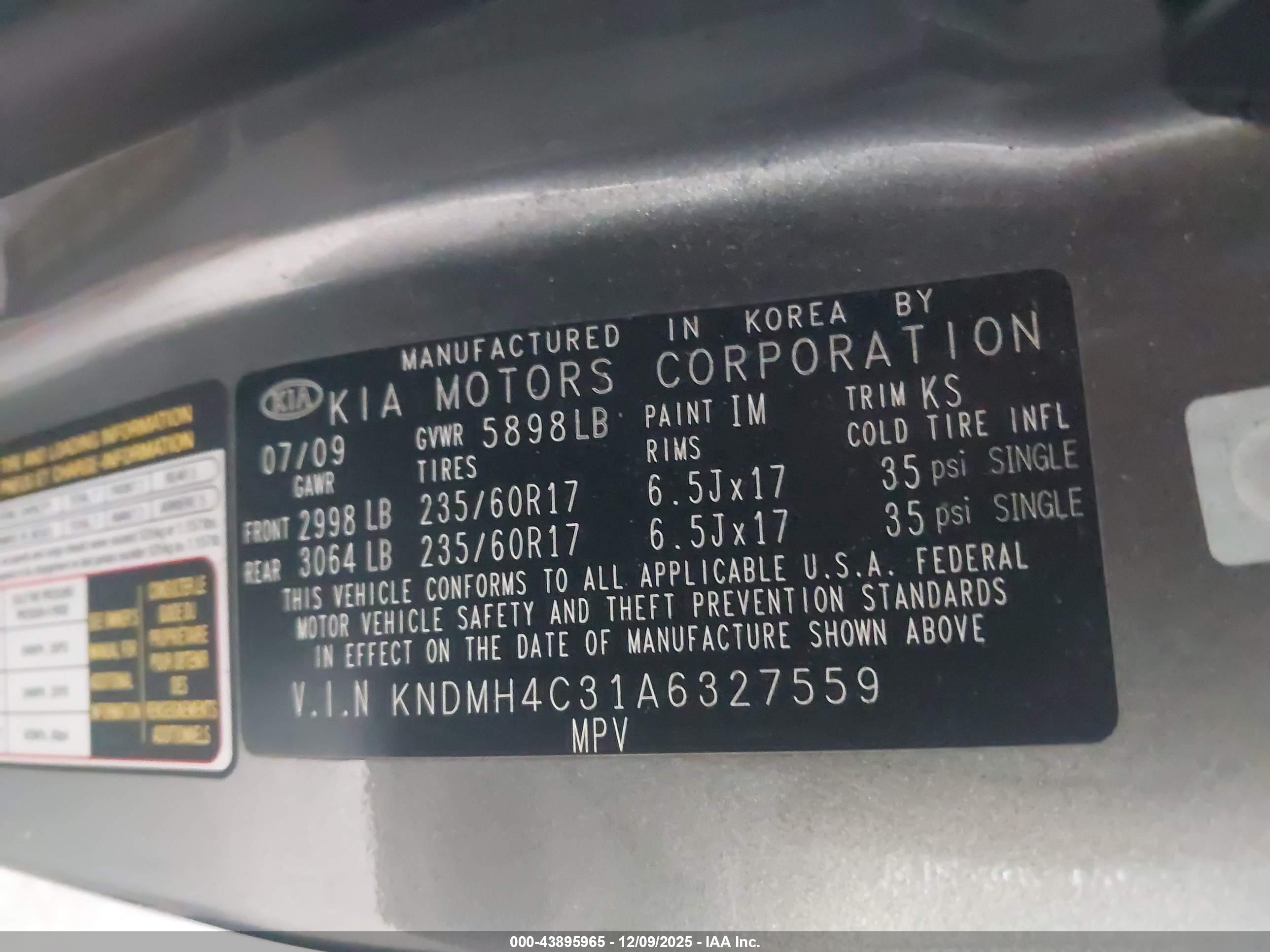 KIA SEDONA image 9