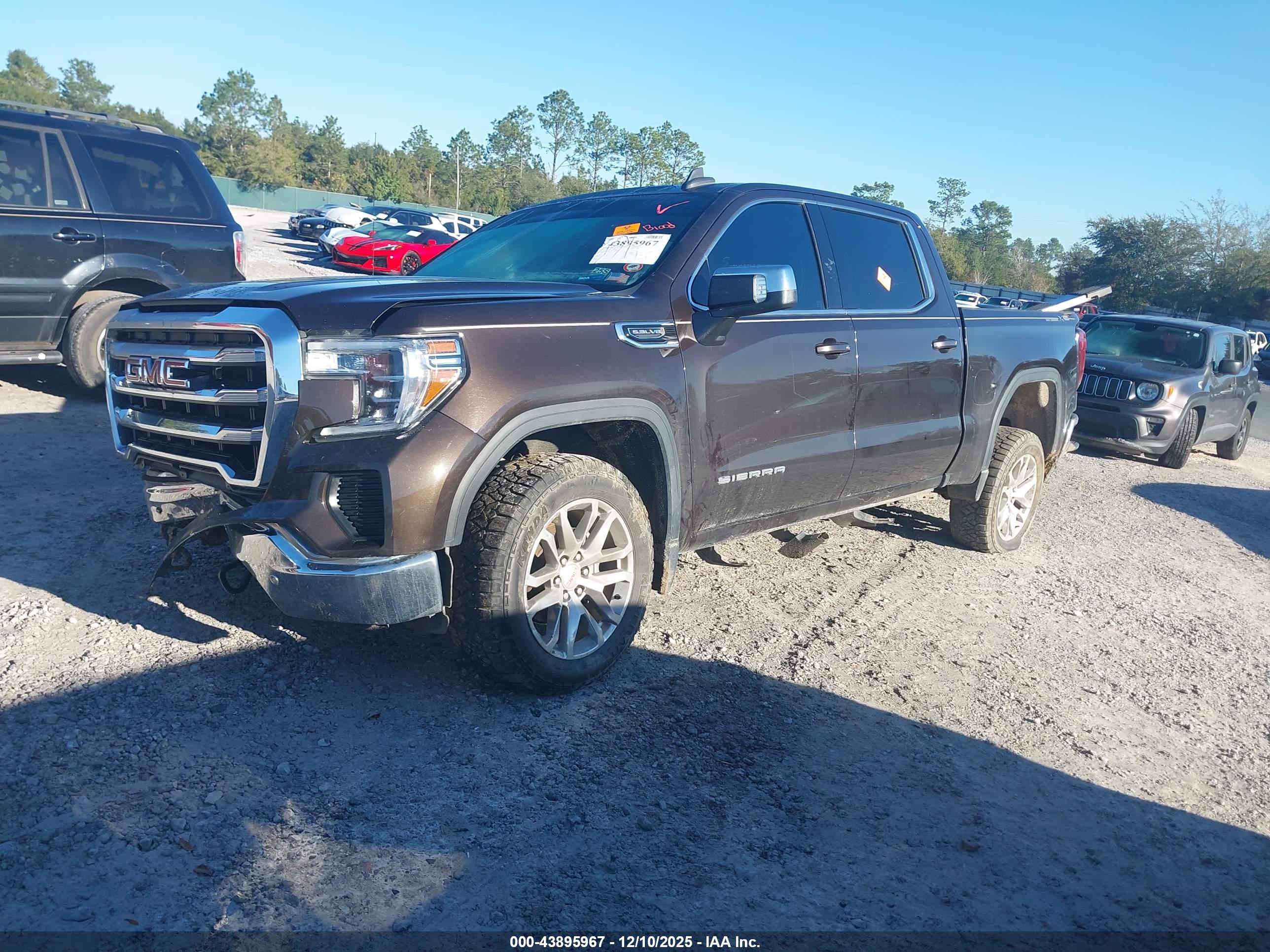 GMC SIERRA image 2