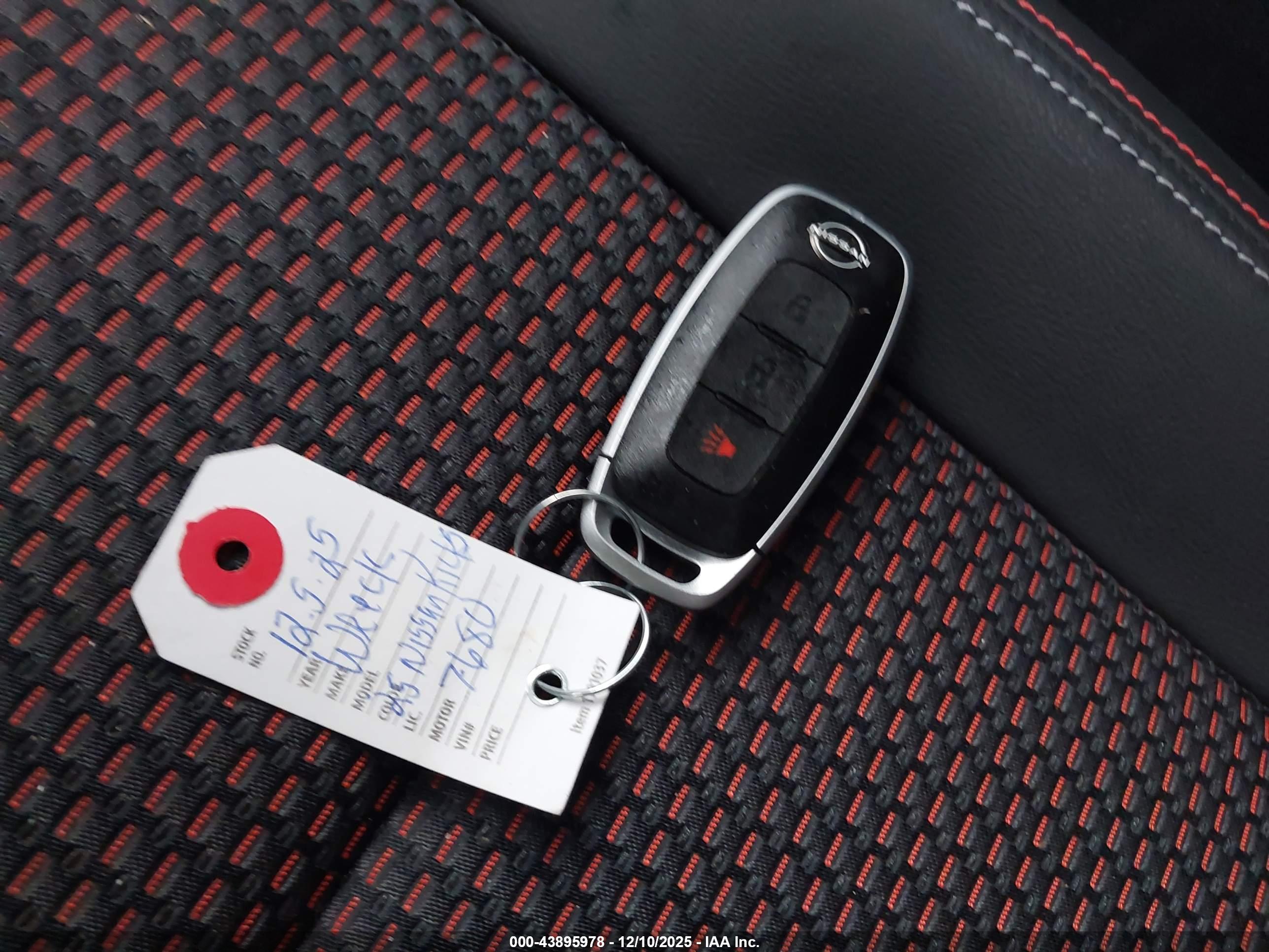 NISSAN KICKS image 11