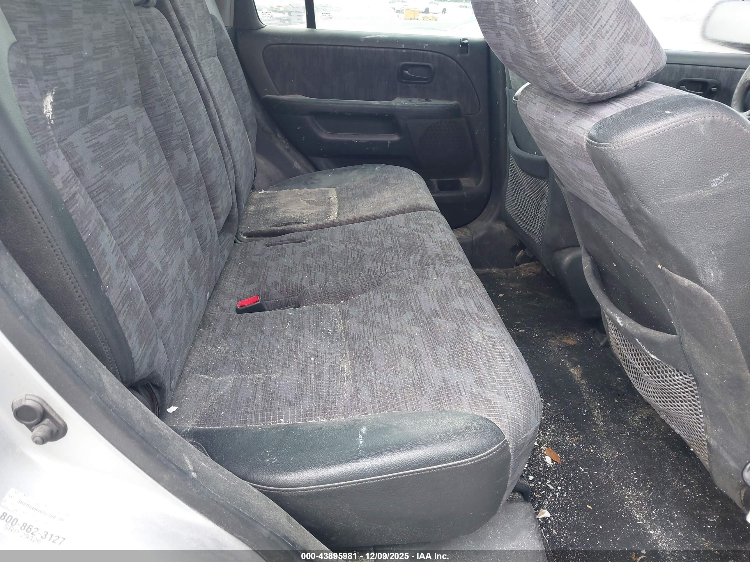 HONDA CR-V image 8