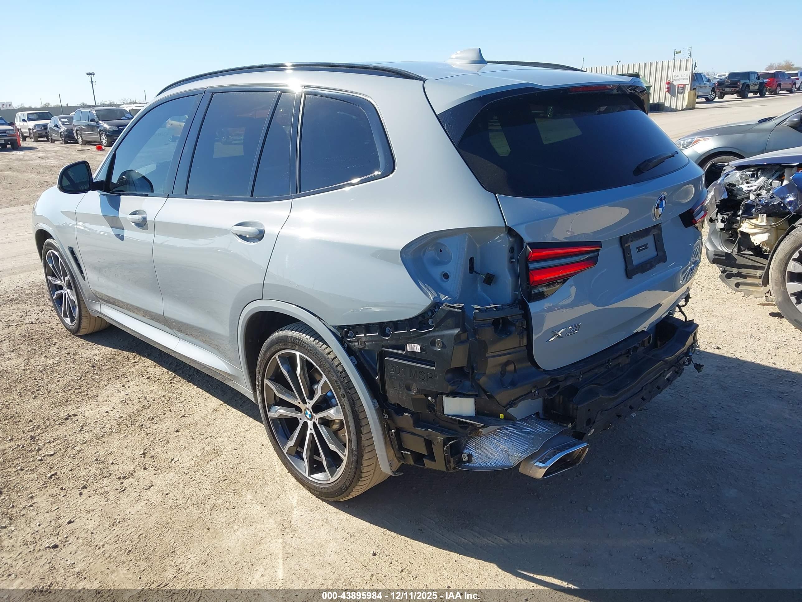 BMW X3 image 3