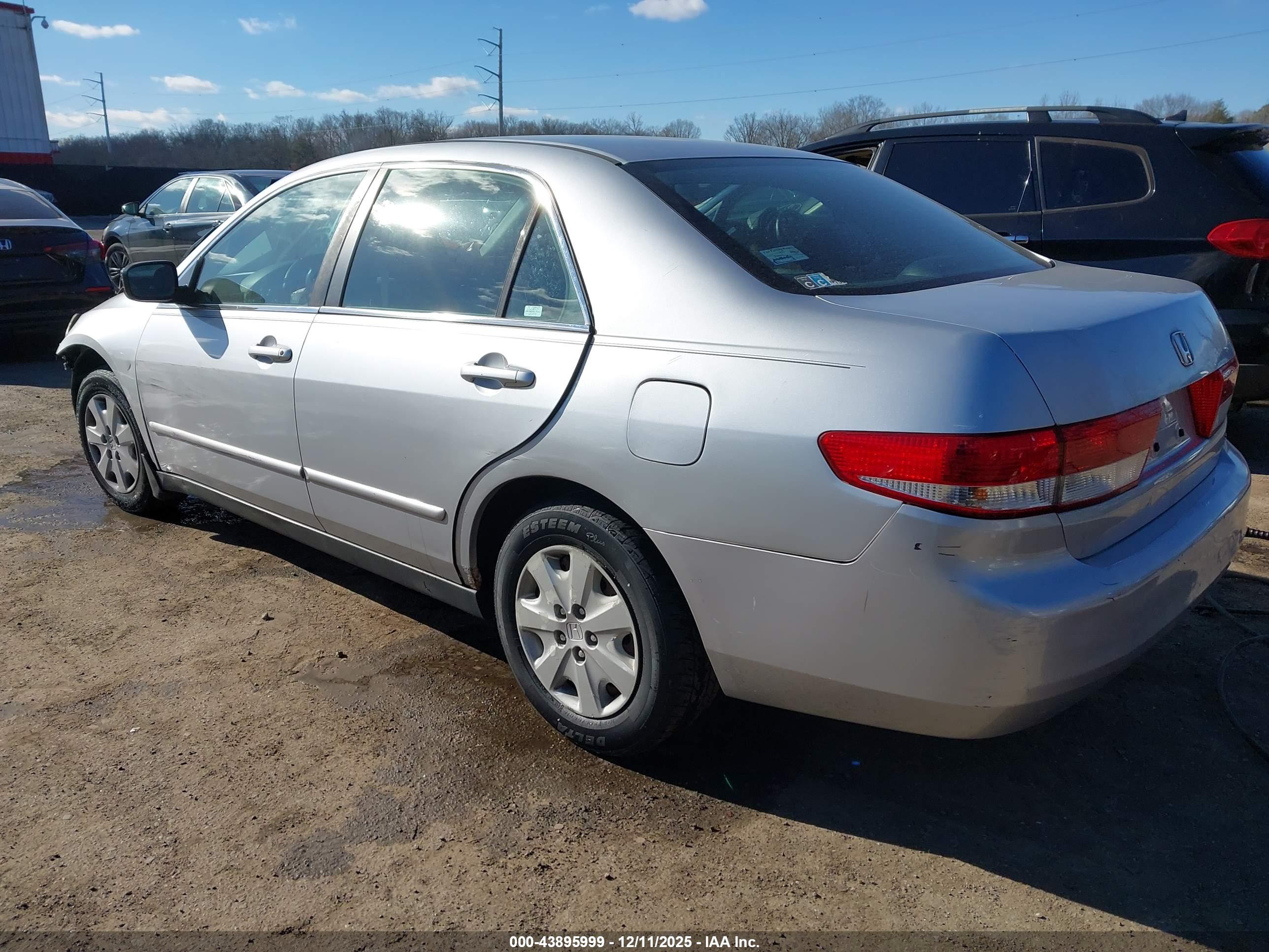 HONDA ACCORD image 3