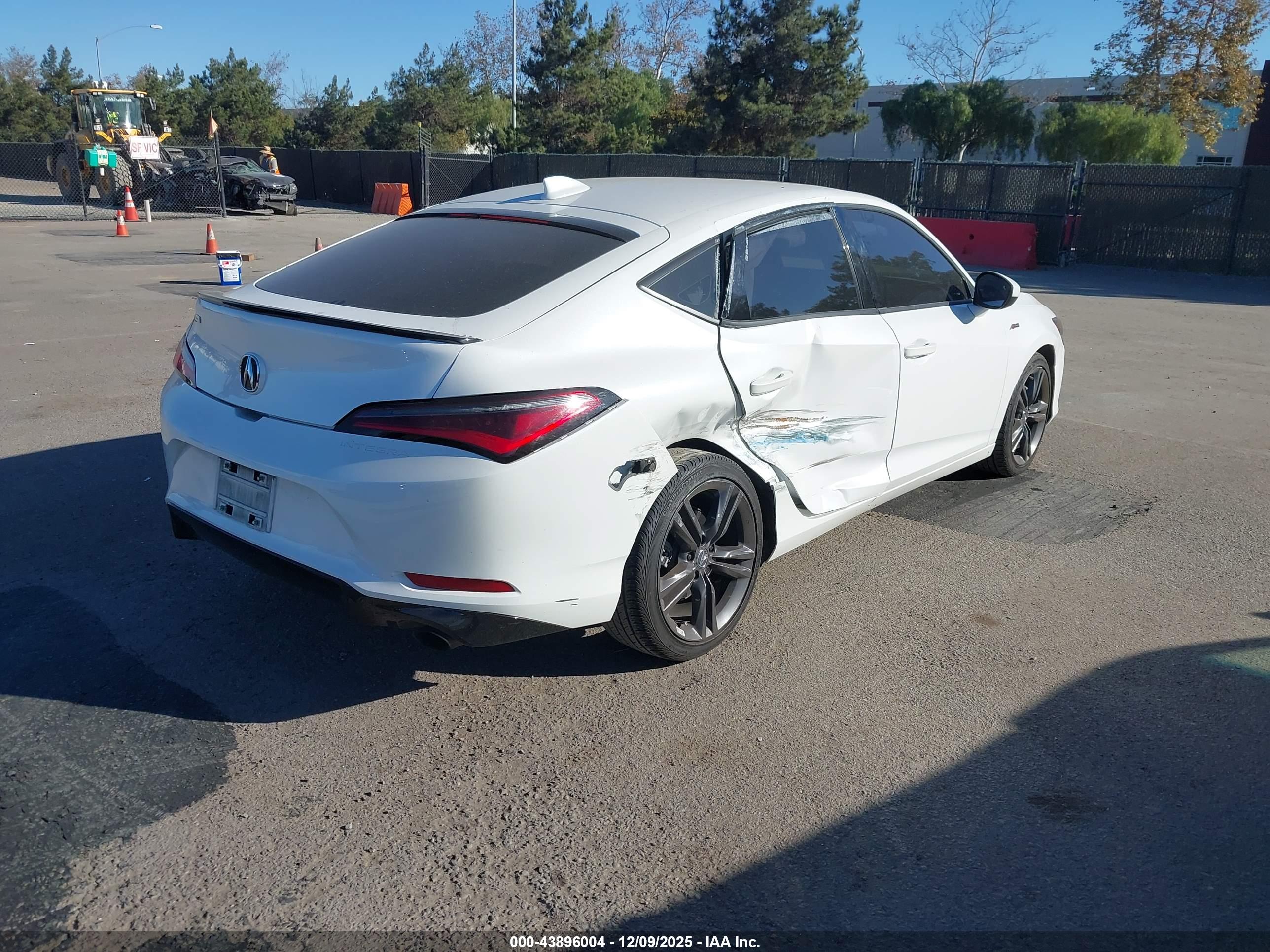 ACURA INTEGRA image 4
