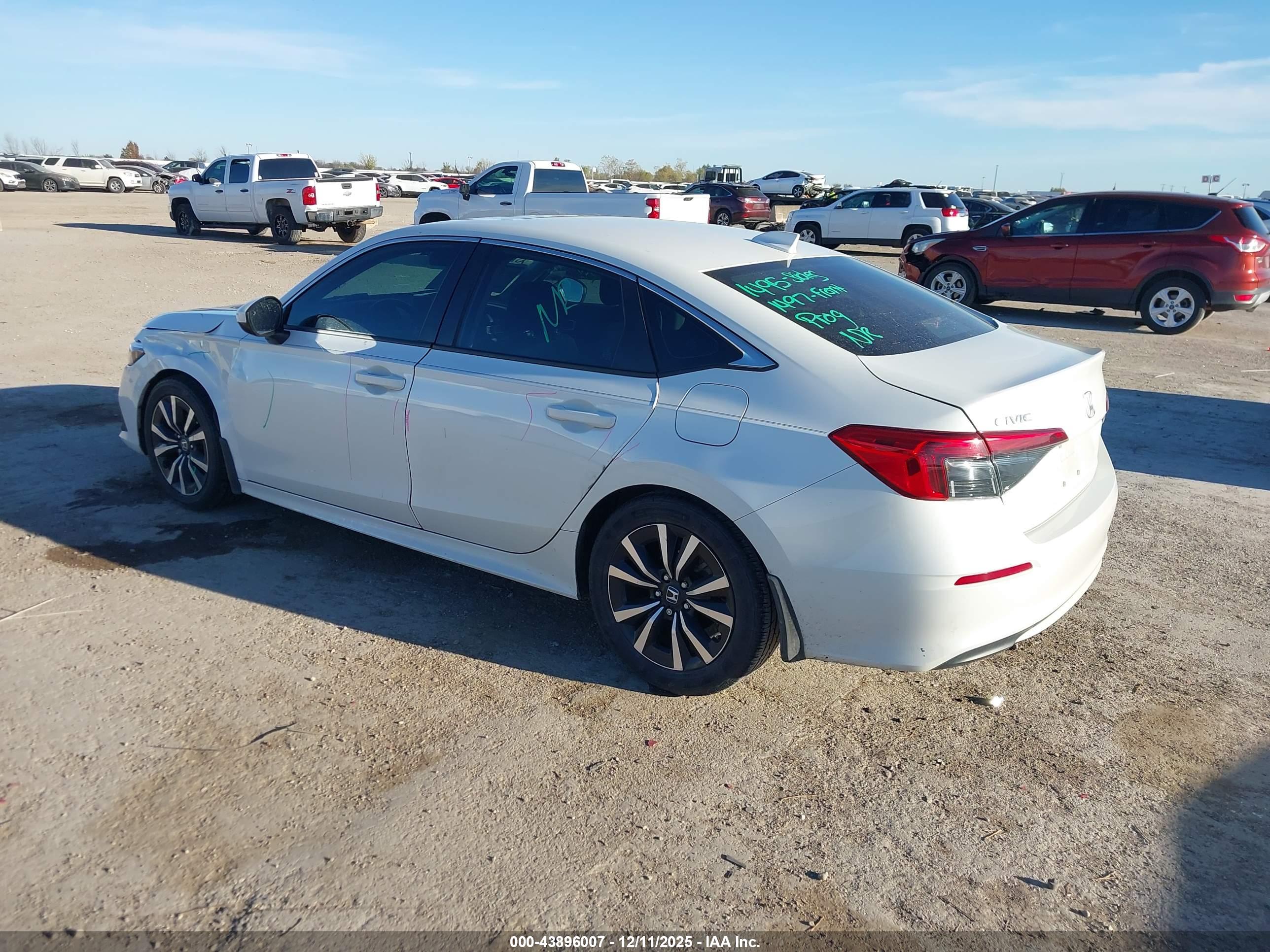 HONDA CIVIC image 3