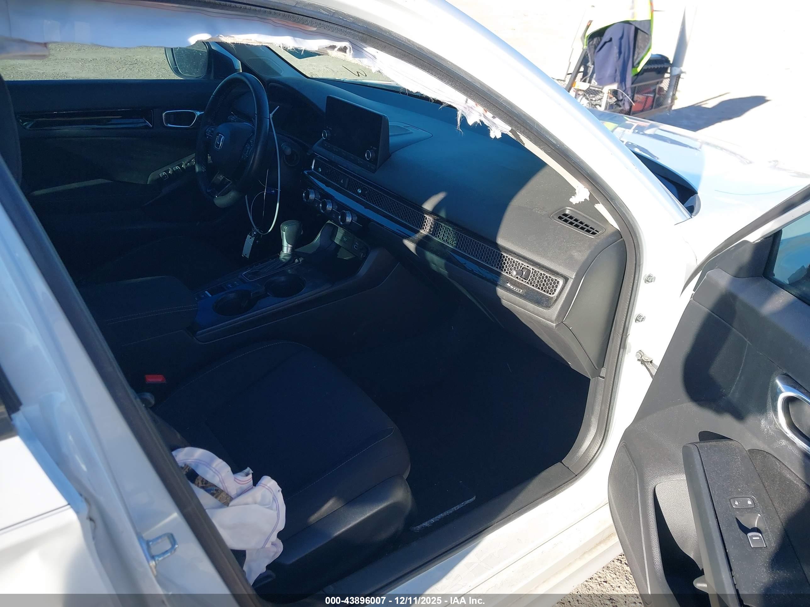 HONDA CIVIC image 5