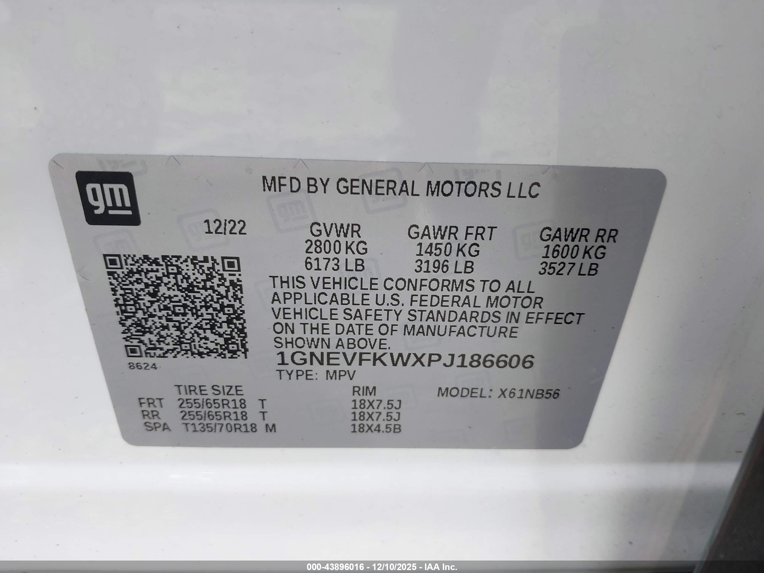 CHEVROLET TRAVERSE image 9