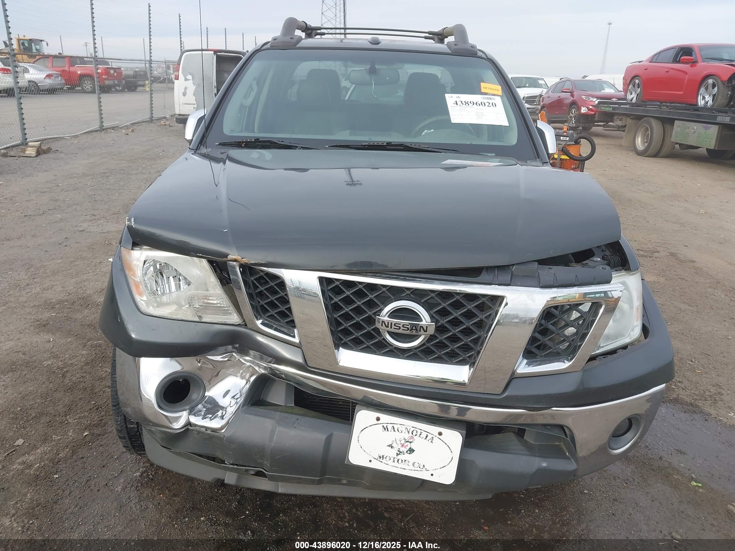 NISSAN FRONTIER image 6