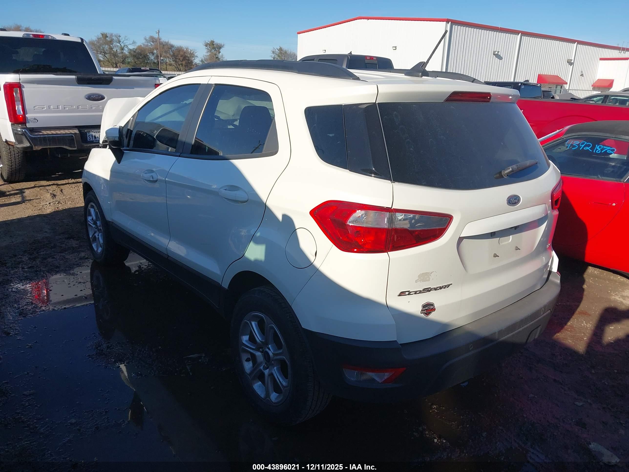 FORD ECOSPORT image 3