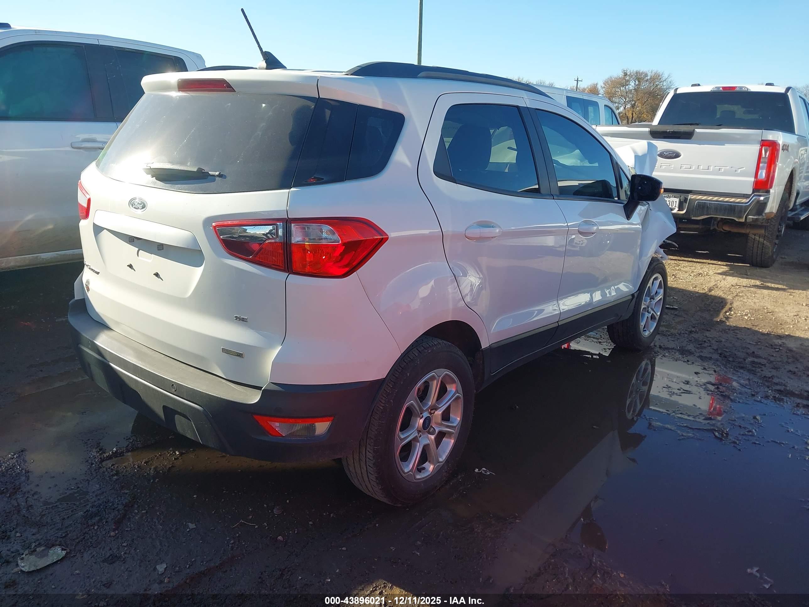 FORD ECOSPORT image 4