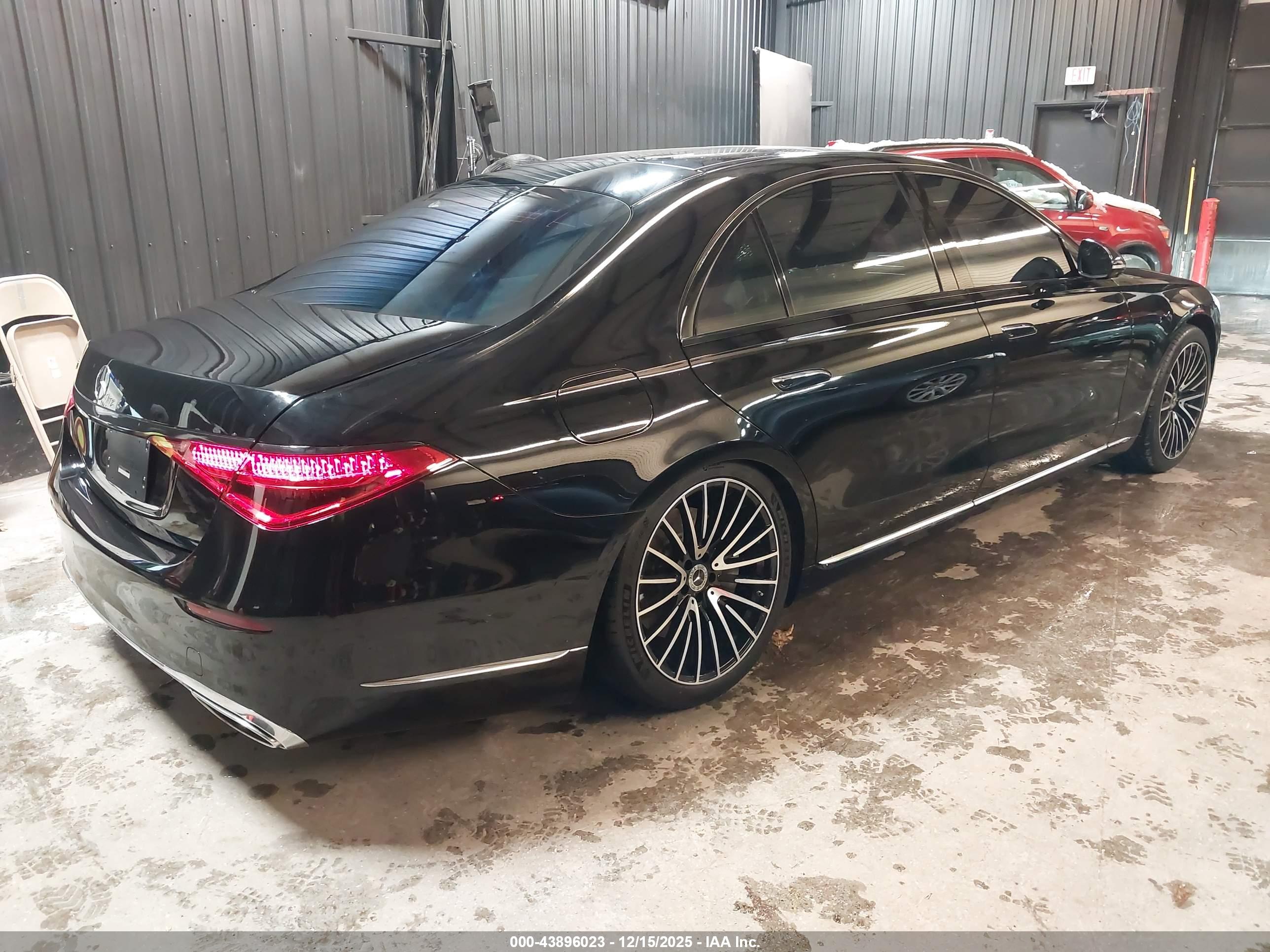 MERCEDES-BENZ S image 4