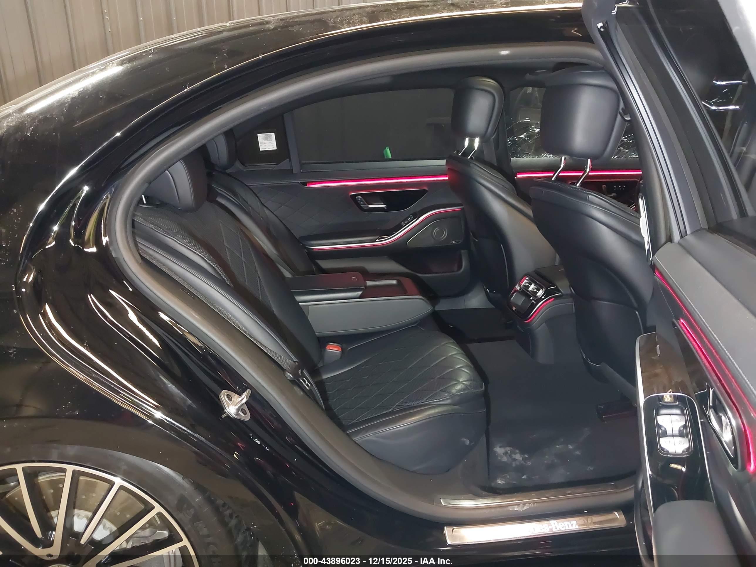 MERCEDES-BENZ S image 8