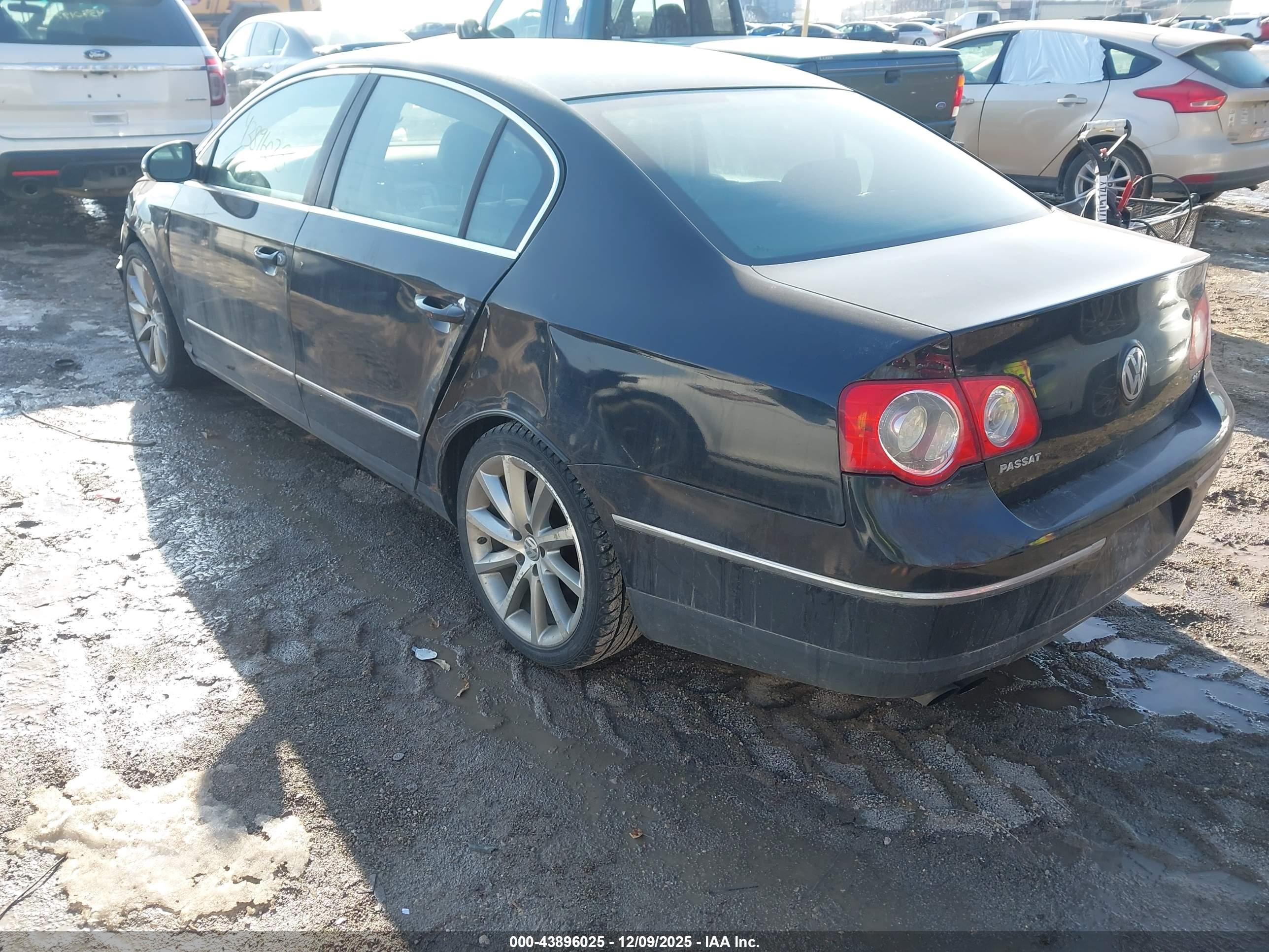 VOLKSWAGEN PASSAT image 3