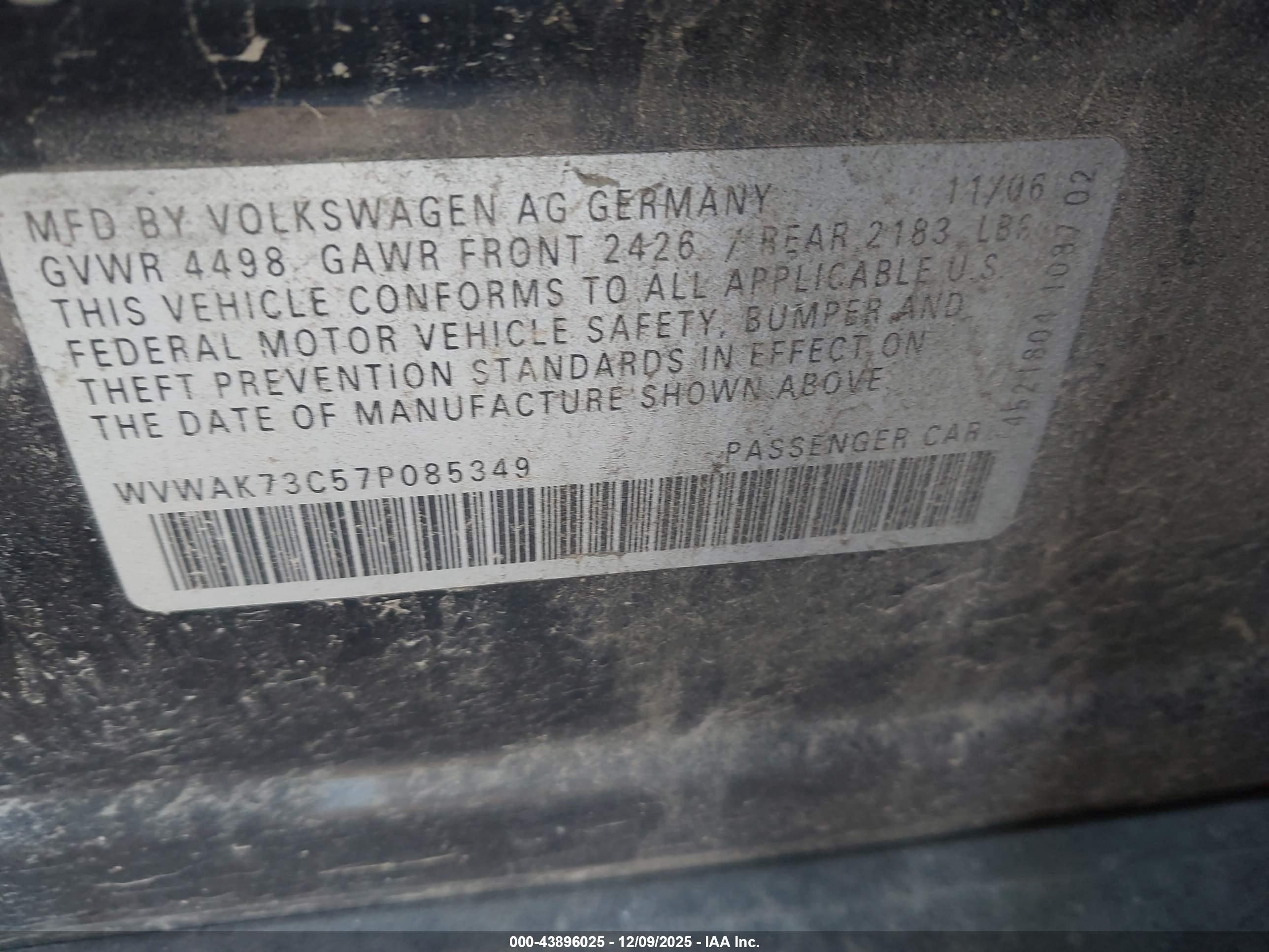 VOLKSWAGEN PASSAT image 9