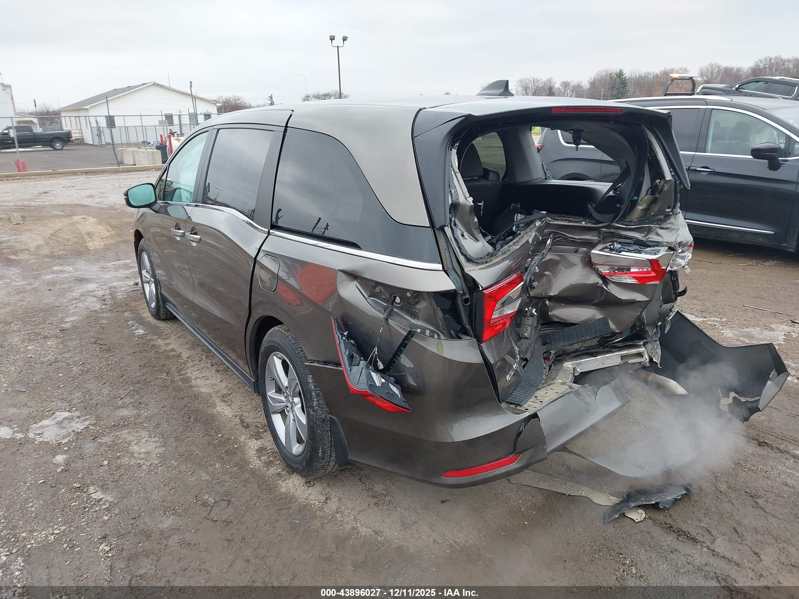 HONDA ODYSSEY image 3