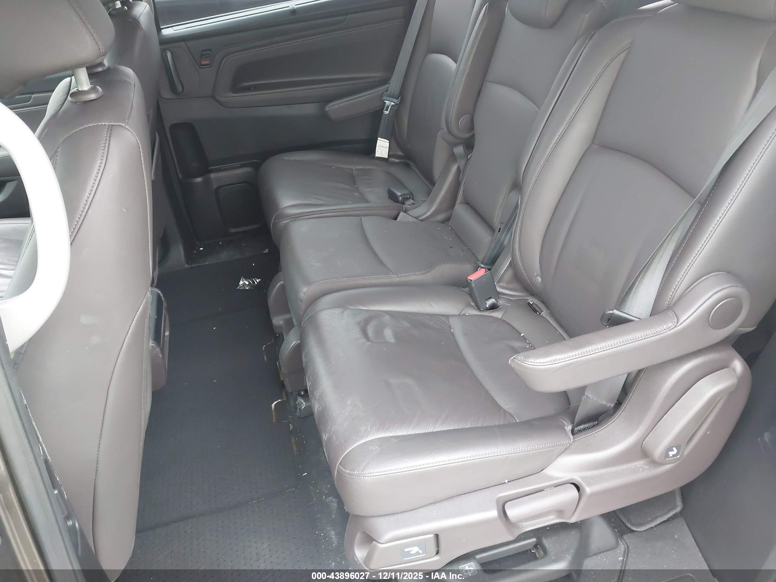 HONDA ODYSSEY image 8