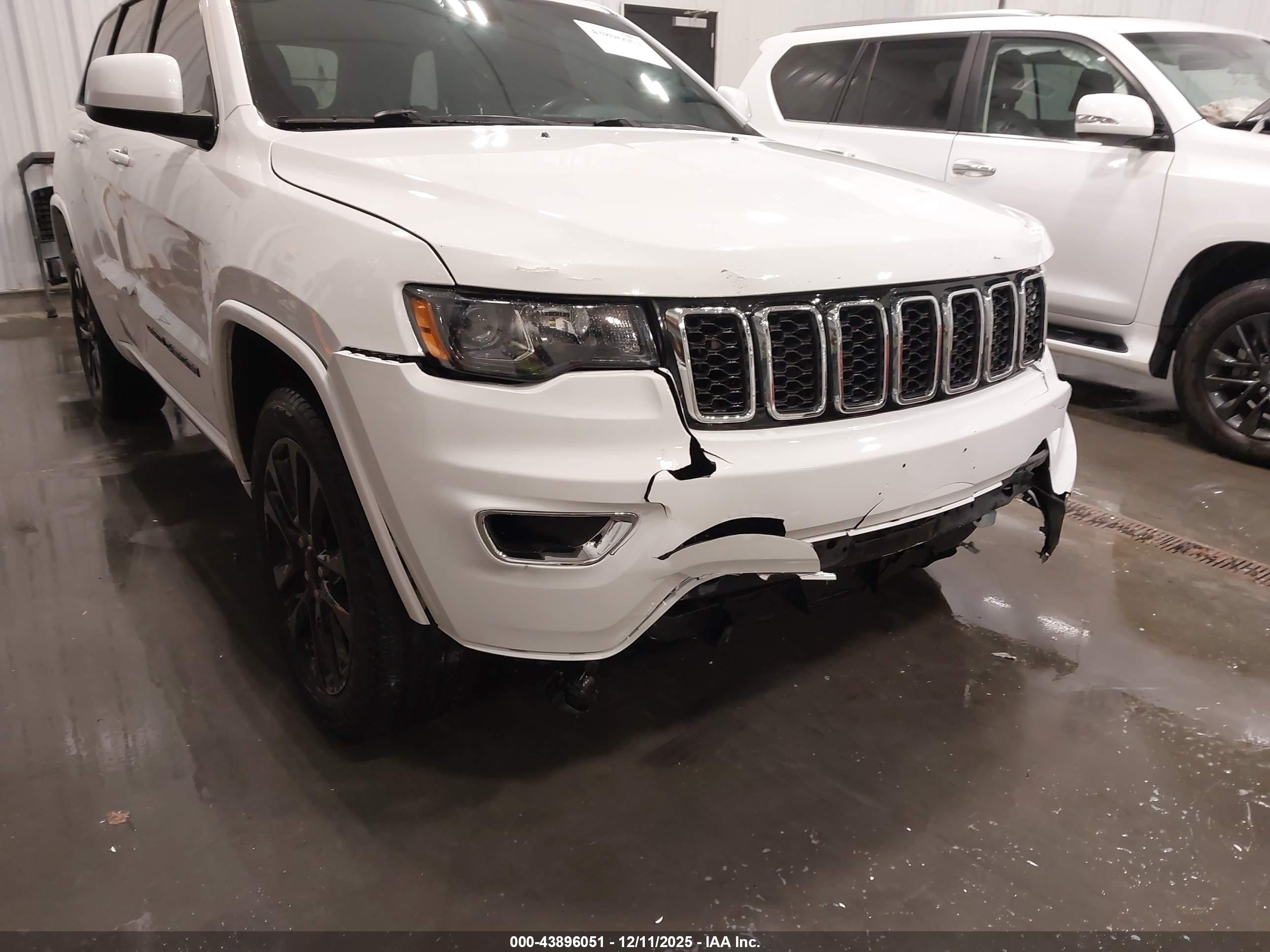 JEEP GRAND image 6