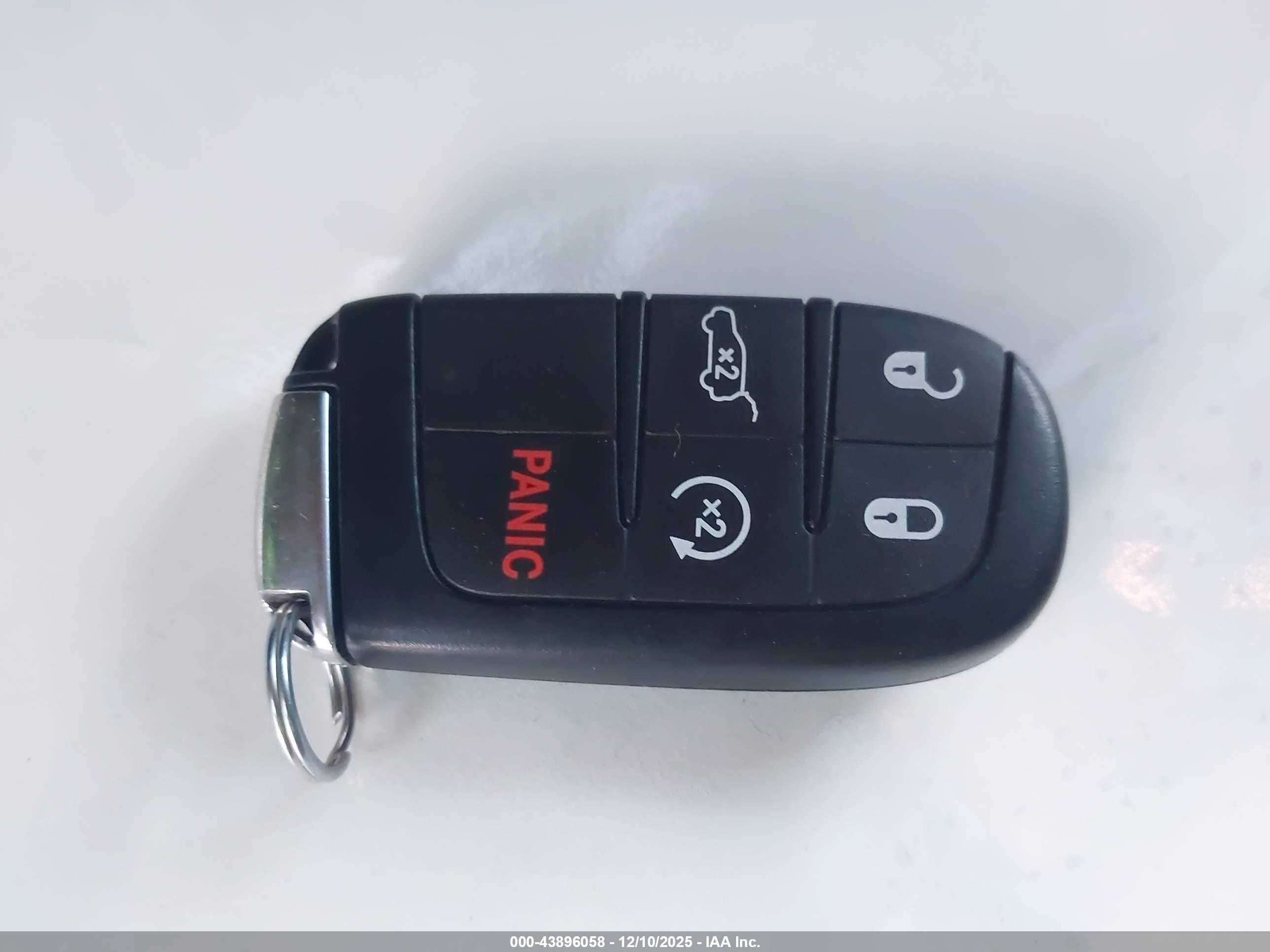 JEEP GRAND image 11